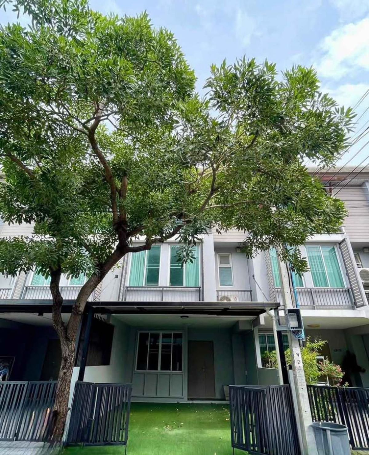 ให้เช่าทาวน์โฮมเกษตร นวมินทร์ ลาดปลาเค้า : ให้เช่าทาวน์โฮม อารียาเดลี่ เกษตร-นวมินทร์ เฟอร์ครบ ใกล้ mrt ลาดปลาเค้า,ม.เกษตรศาสตร์ 