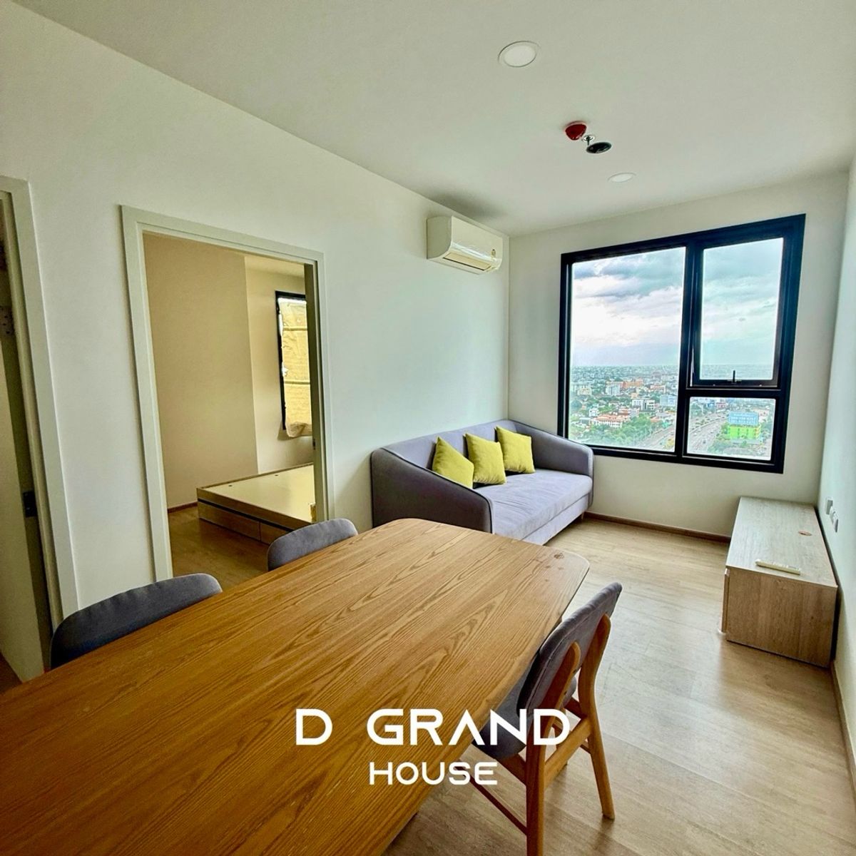 For SaleCondoKasetsart, Ratchayothin : Selling a very good price, 2 bedrooms, city views, corner rooms, new rooms have never been in.