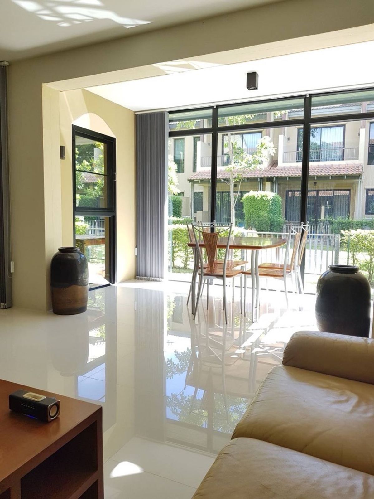 บ้านชะอำ เพชรบุรี : บ้าน issara village ชะอำ