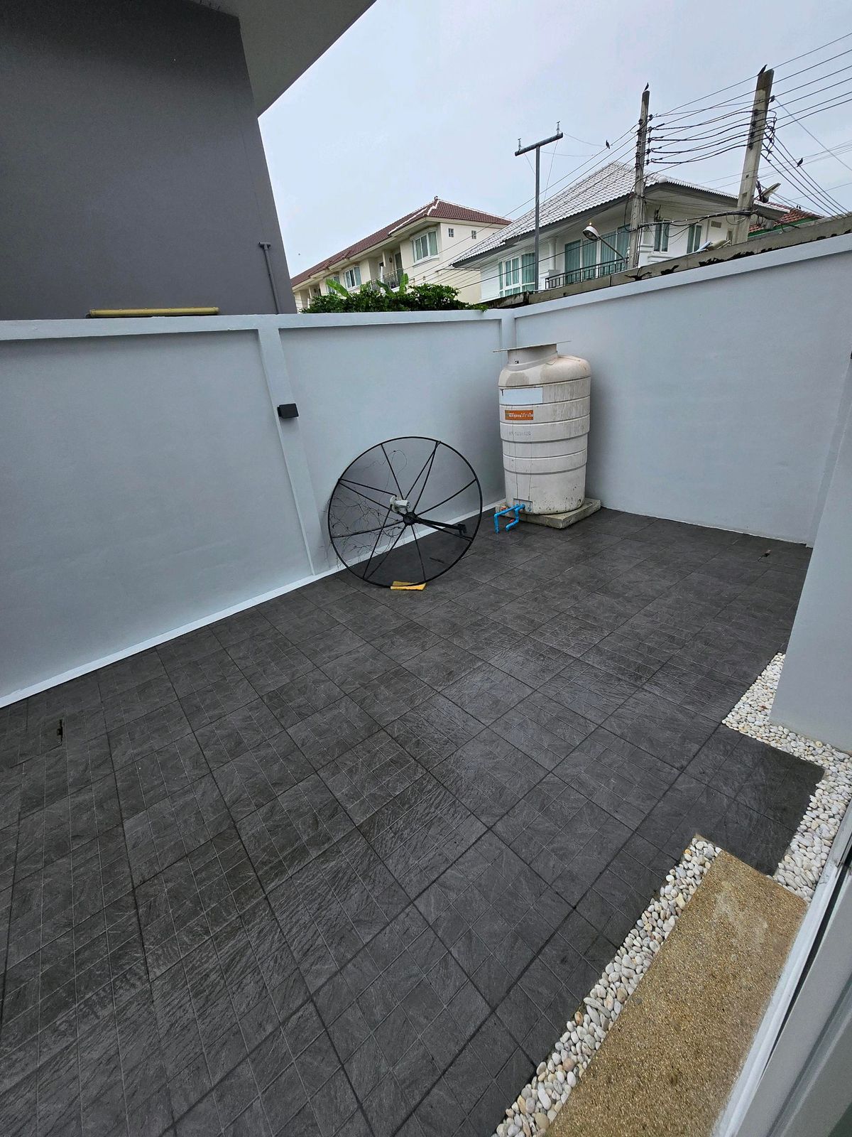 ขายทาวน์โฮมบางแค เพชรเกษม : ขายบ้านแฝดบางแวก พุทธมณฑล สาย1 รีโนเวทใหม่หลังมุม สวย พร้อมอยู่ ทำเลดี ใกล้ MRT เพชรเกษม48