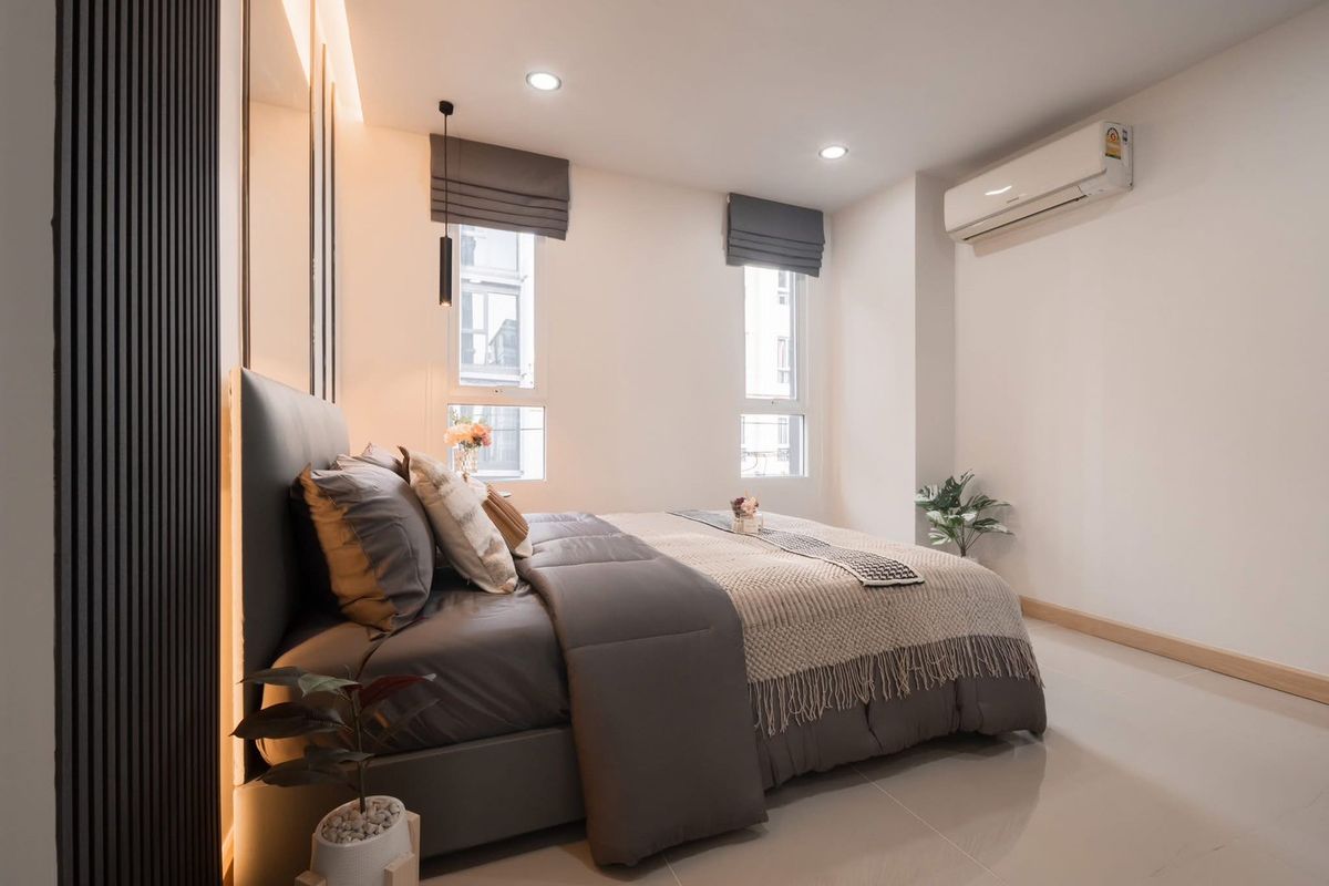 For SaleCondoLadprao, Central Ladprao : 🏢 The new room is very beautiful, only 500 meters to MRT Ladprao, installments only 7, xxx 😍