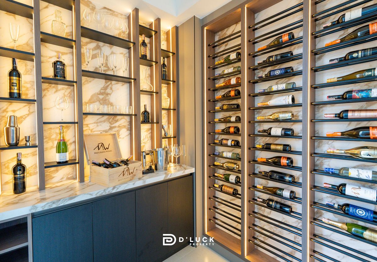 ขายพัทยา บางแสน ชลบุรี สัตหีบ : Luxury pool villa in pattaya for sale 