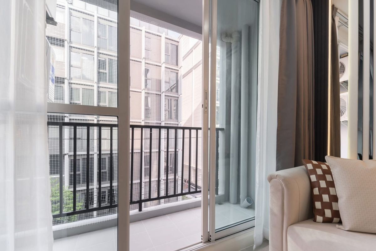 For SaleCondoLadprao, Central Ladprao : 🏢 The new room is very beautiful, only 500 meters to MRT Ladprao, installments only 7, xxx 😍