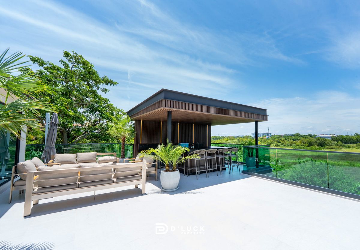 ขายพัทยา บางแสน ชลบุรี สัตหีบ : Luxury pool villa in pattaya for sale 