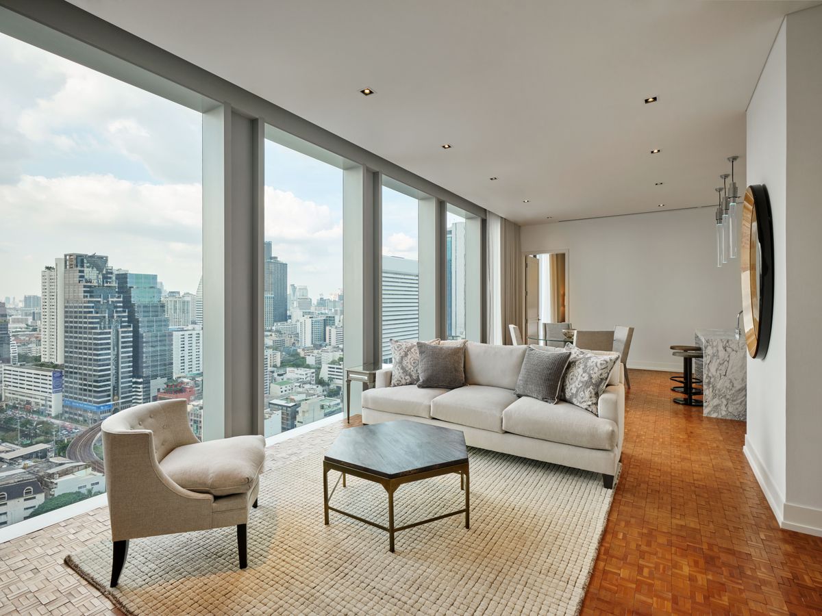 ขายคอนโดสาทร นราธิวาส : ห้องใหญ่ ราคาพิเศษ ในกลางเมือง ❗❗ 2 bed  145.55 ตร.ม : The Ritz Carlton Residence : สนใจชมห้อง Aum 0655121395 ⚡️