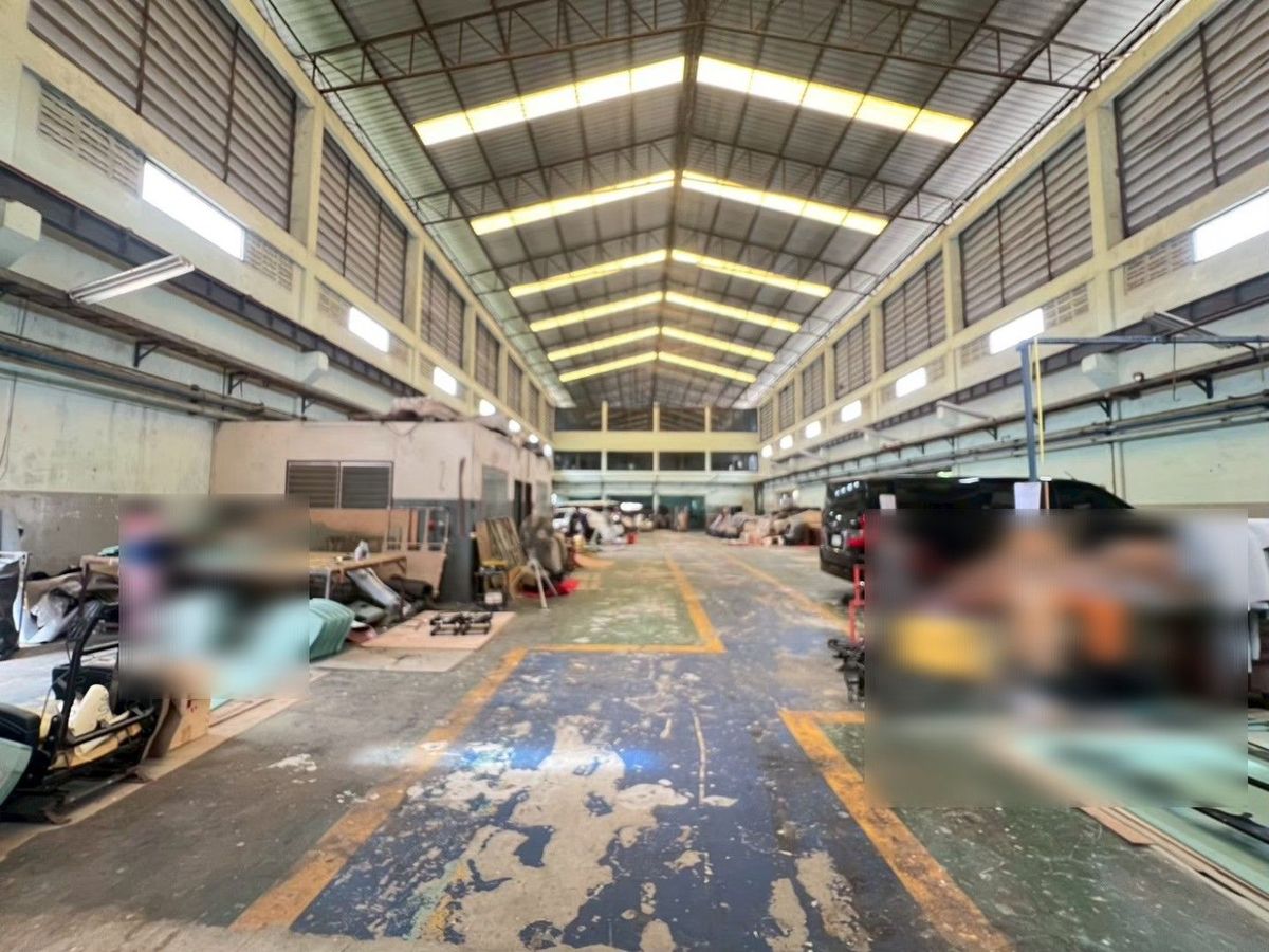 ขายโกดังนครปฐม : ขาย ที่ดิน พร้อม โกดัง บนเนื้อที่ 2-3-55 ไร่ ติดถนนหลัก 4 เลน