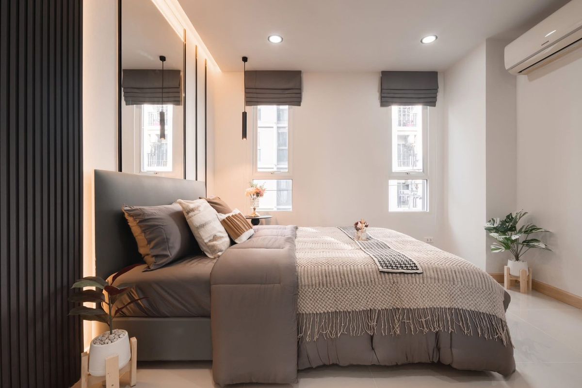 For SaleCondoLadprao, Central Ladprao : 🏢 The new room is very beautiful, only 500 meters to MRT Ladprao, installments only 7, xxx 😍