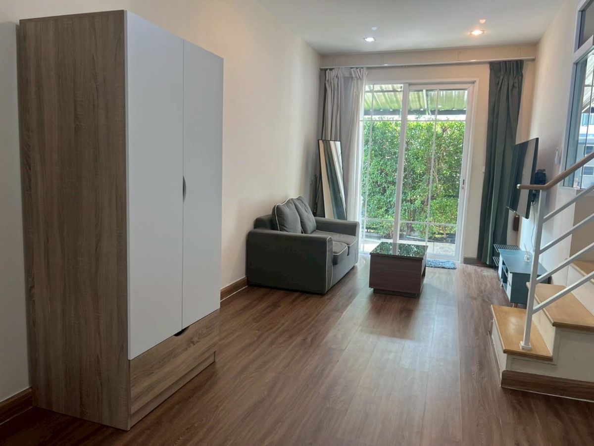 ให้เช่าทาวน์โฮมลาดกระบัง สุวรรณภูมิ : RENT:รหัสทรัพย์ TT2277 🏡 For Rent: Golden Town 3 Bangna – Suan Luang