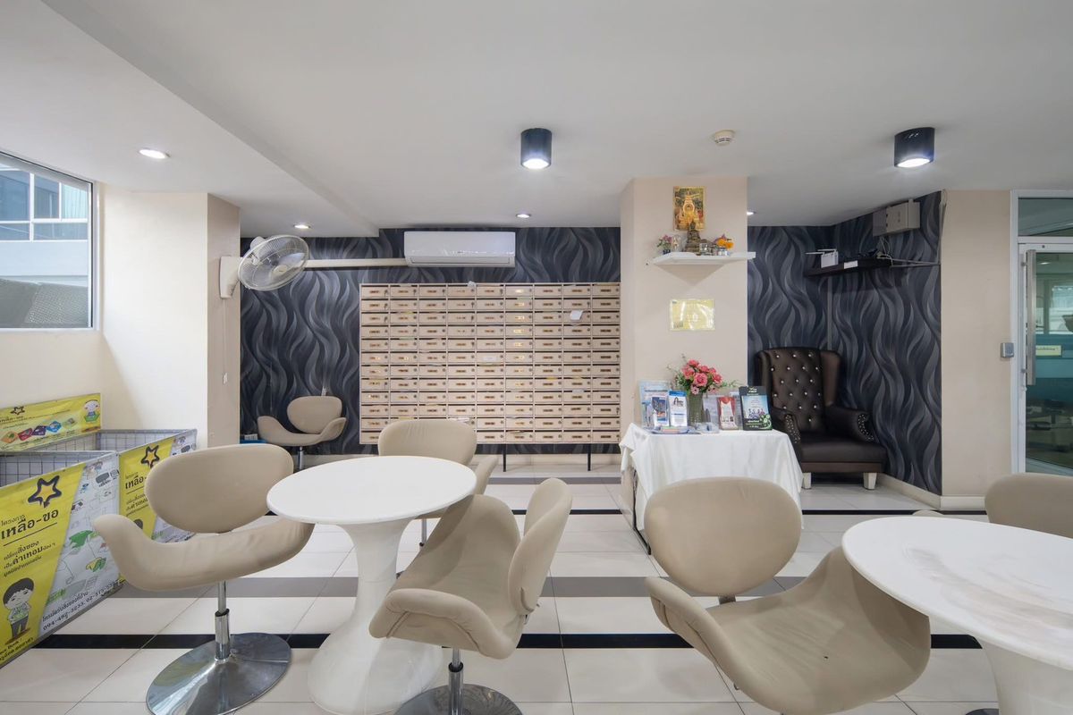 For SaleCondoLadprao, Central Ladprao : 🏢 The new room is very beautiful, only 500 meters to MRT Ladprao, installments only 7, xxx 😍