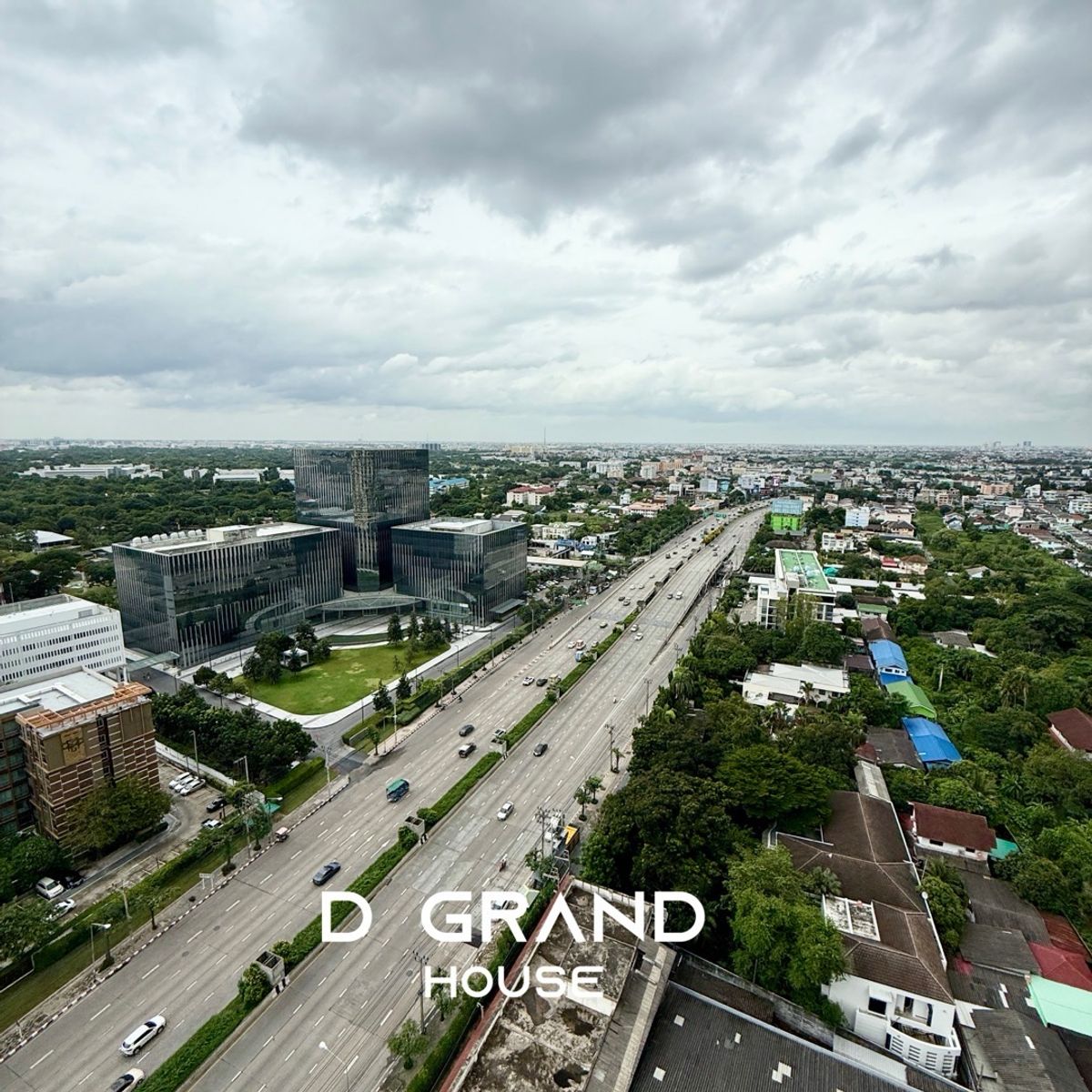 For SaleCondoKasetsart, Ratchayothin : Selling a very good price, 2 bedrooms, city views, corner rooms, new rooms have never been in.