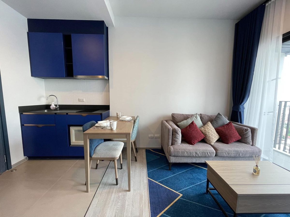 ให้เช่าคอนโดสุขุมวิท อโศก ทองหล่อ : TWP488 (Condo For Rent) XT Ekkamai 2 bedroom. Closed to Thong Lo BTS station.