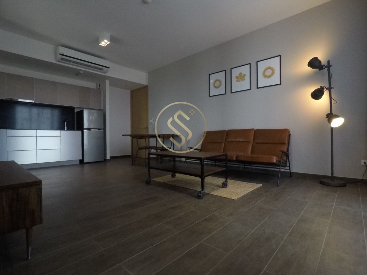 ให้เช่าคอนโดสุขุมวิท อโศก ทองหล่อ : ให้เช่าด่วน ! คอนโด The Lofts Ekkamai (เดอะ ลอฟท์ เอกมัย) 60.5 sqm. 2 ห้องนอน 2 ห้องน้ำ คอนโดใกล้ BTS เอกมัย ,โรงพยาบาลสุขุมวิท
