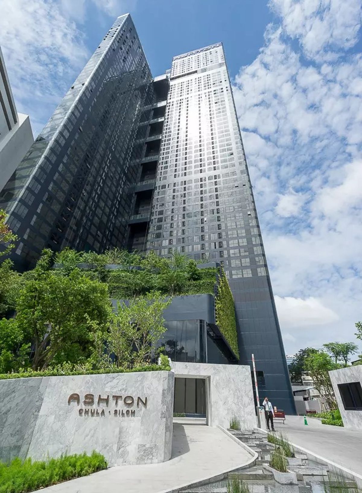 For SaleCondoSiam Paragon ,Chulalongkorn,Samyan : Urgent Ashton Chula Silom. Very good price. 34.5SQ.M. Nang Nang Ling Racecourse 1BED only 7.59MB. All in Tel. 0957615782