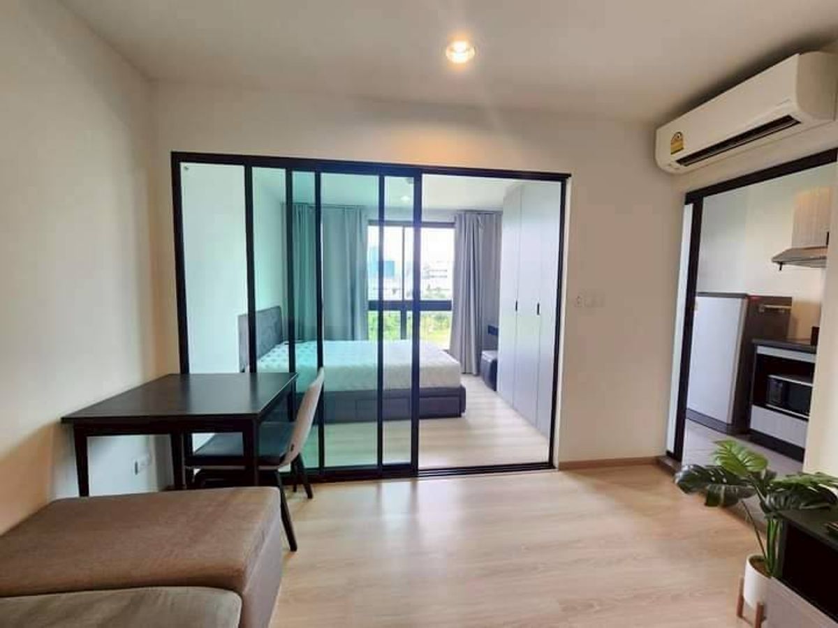 For RentCondoRama9, Petchburi, RCA : 🔴10,500 ฿ 🔴 🔴 𝐑𝐢𝐬𝐞 𝟗┃ 𝟗┃ 𝟗┃ Rama 9 ✅ Near MRT Rama 9, happy to service 🙏 Interested to say hello (very fast answer): 📱 Property code 6808-0312 📱: ID LINE:@bbcondo88