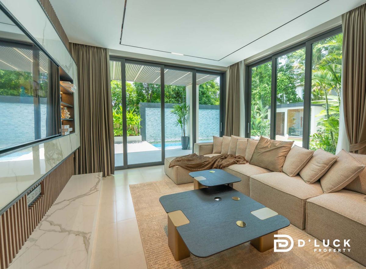 ขายพัทยา บางแสน ชลบุรี สัตหีบ : Luxury pool villa in pattaya for sale 