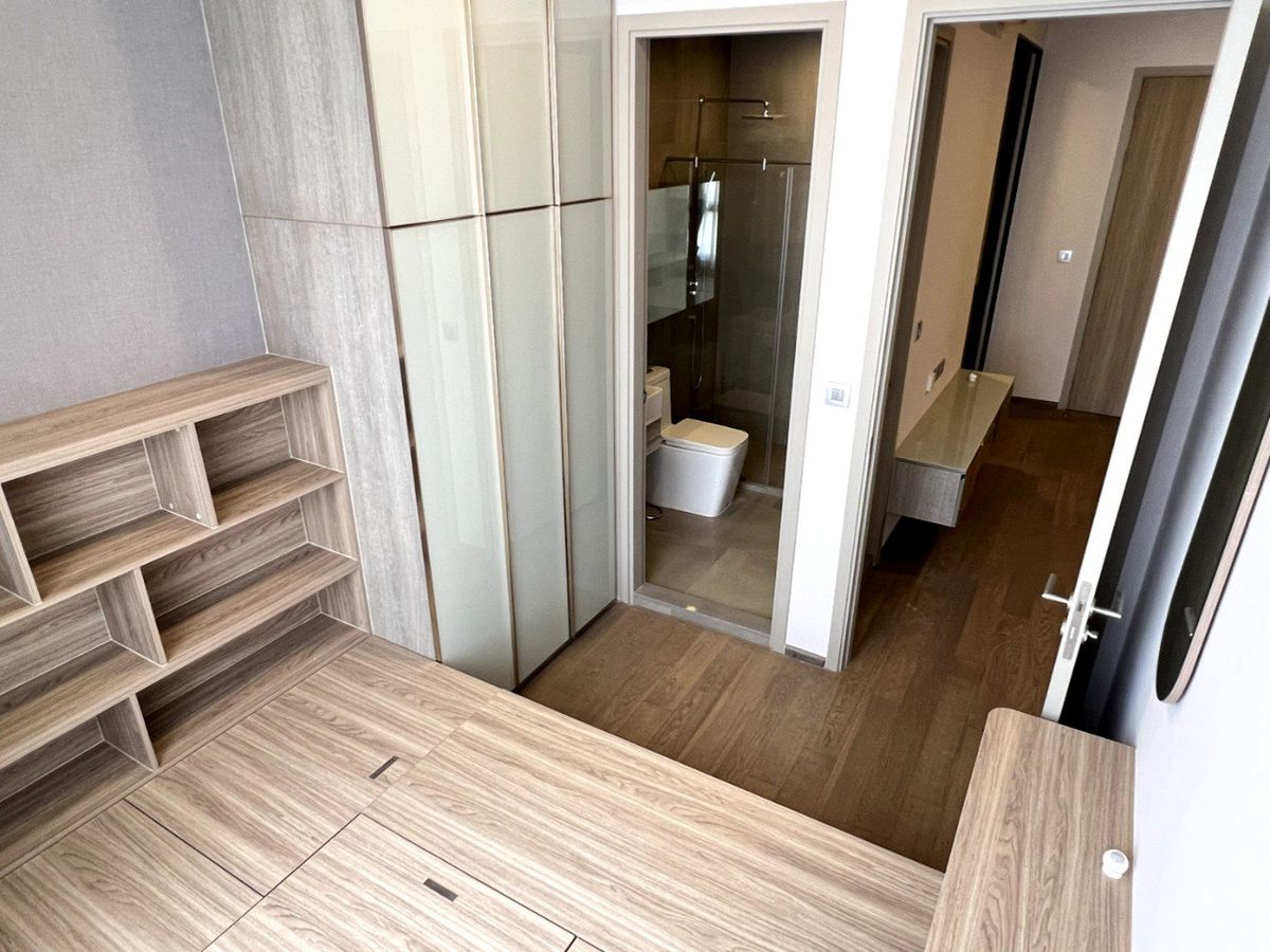 For RentCondoRatchathewi,Phayathai : Park Origin Phayathai【𝐑𝐄𝐍𝐓】🔥Warm, elegant tones complemented by practical built-ins🔥  Contact Line ID: @hacondo