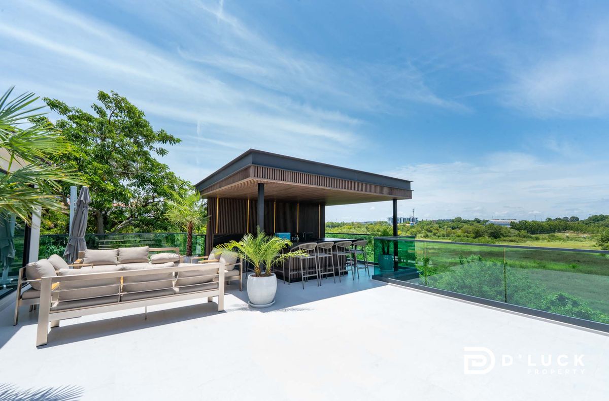 ขายพัทยา บางแสน ชลบุรี สัตหีบ : Luxury pool villa in pattaya for sale 