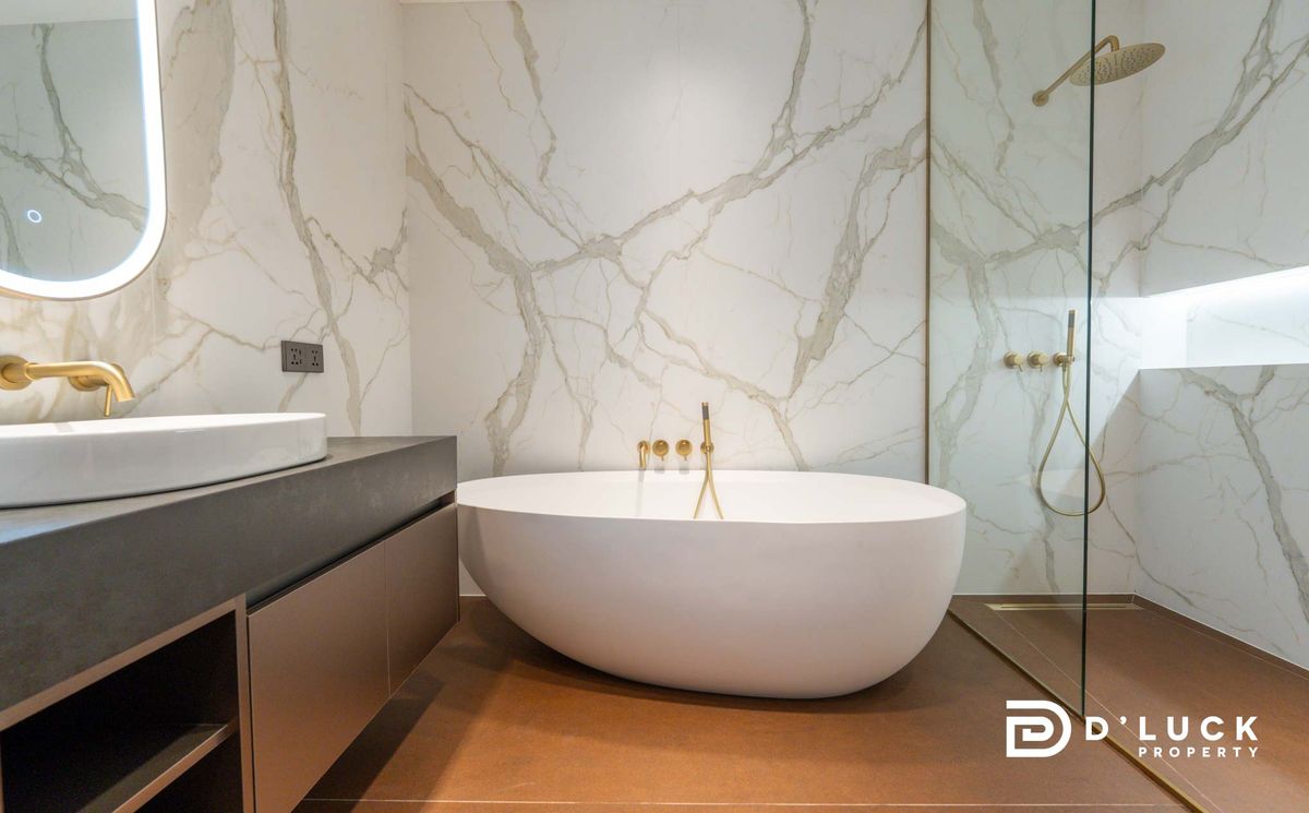 ขายพัทยา บางแสน ชลบุรี สัตหีบ : Luxury pool villa in pattaya for sale 