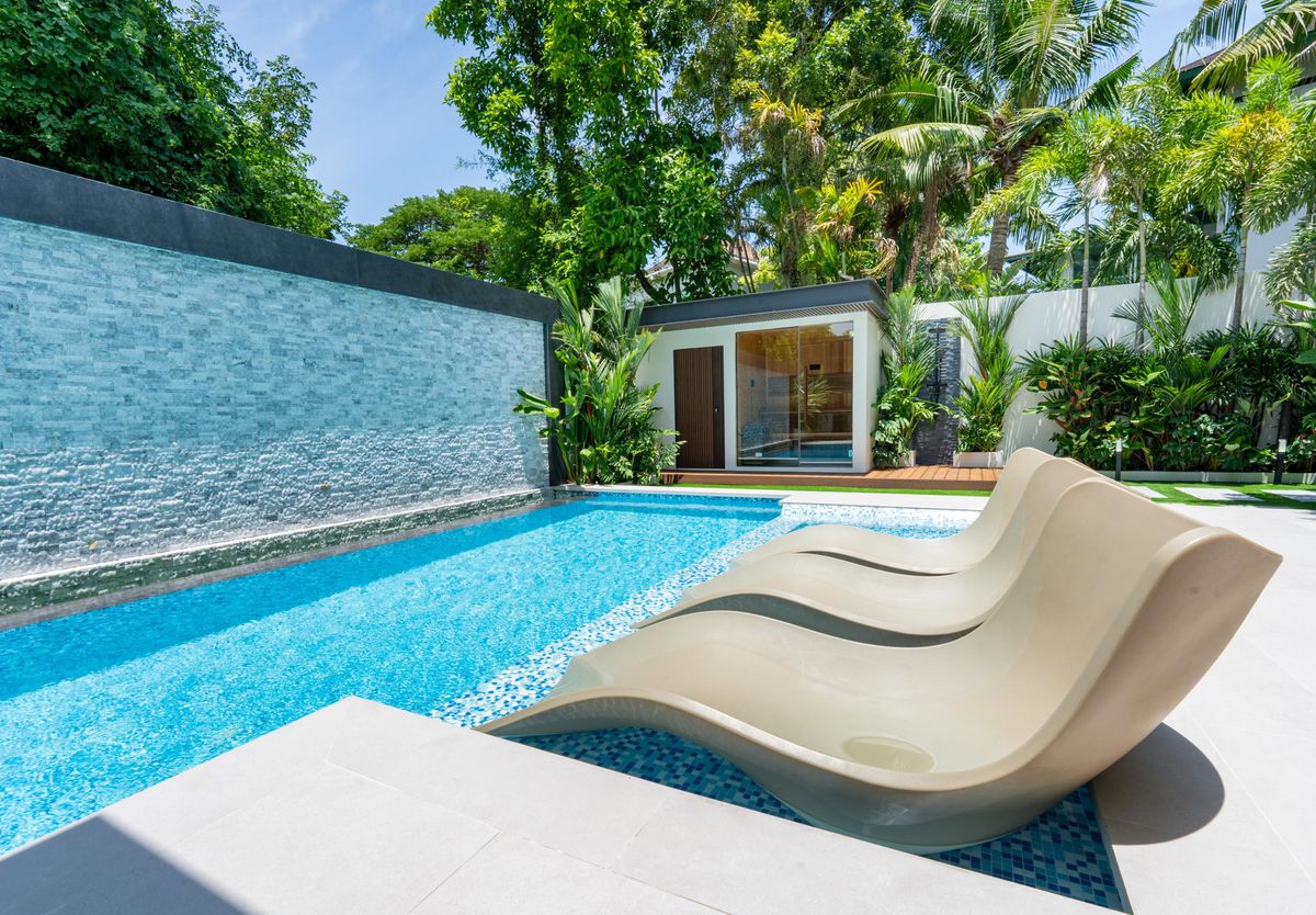 ขายพัทยา บางแสน ชลบุรี สัตหีบ : Luxury pool villa in pattaya for sale 