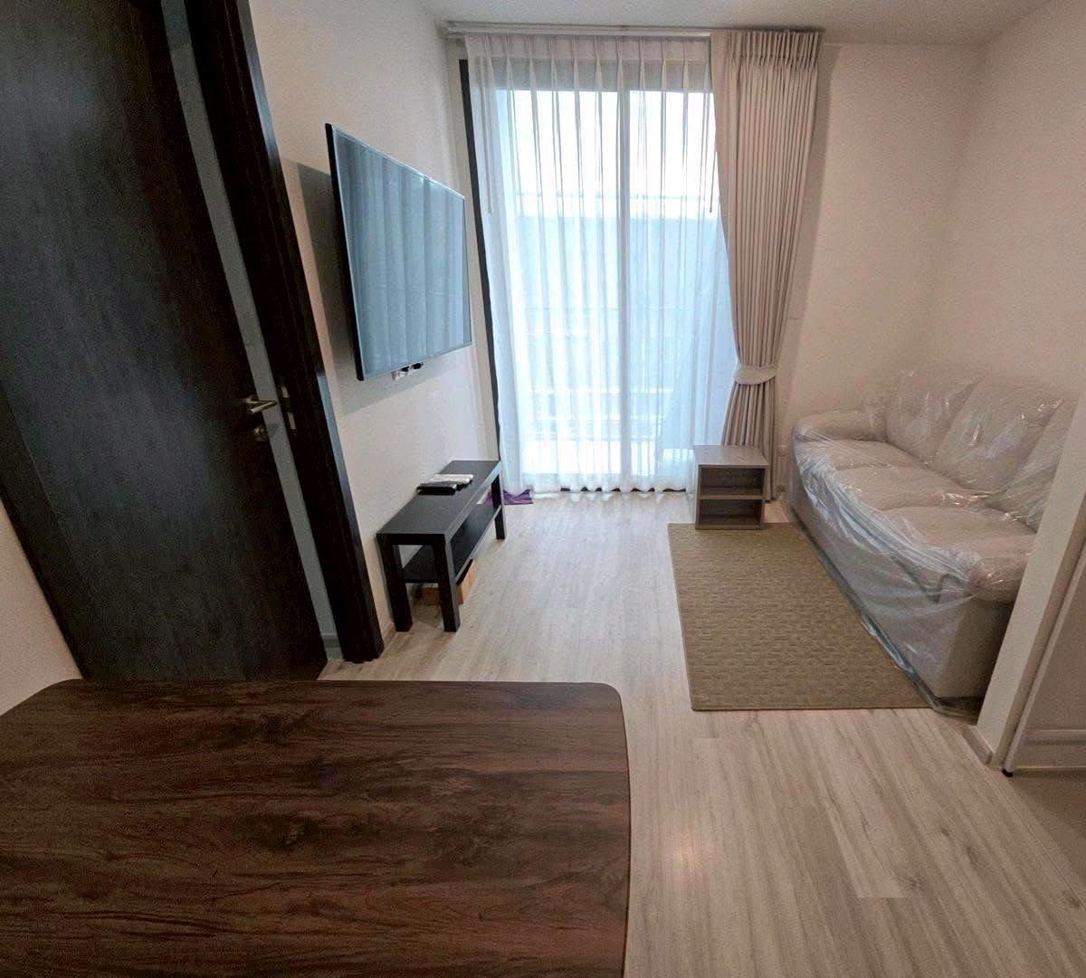 ให้เช่าคอนโดรัชดา ห้วยขวาง : FOR RENT ( XT HuaiKhwang)
54 ตรม. 35,000.-

