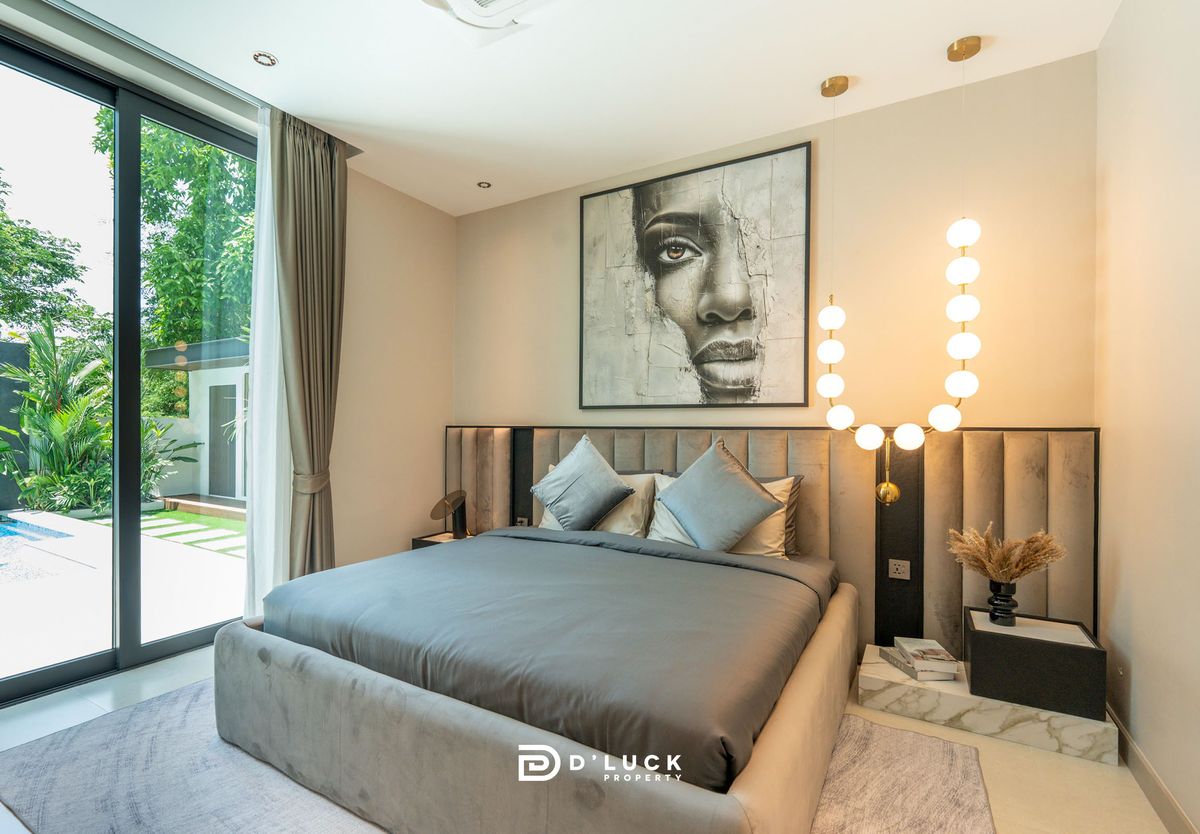 ขายพัทยา บางแสน ชลบุรี สัตหีบ : Luxury pool villa in pattaya for sale 