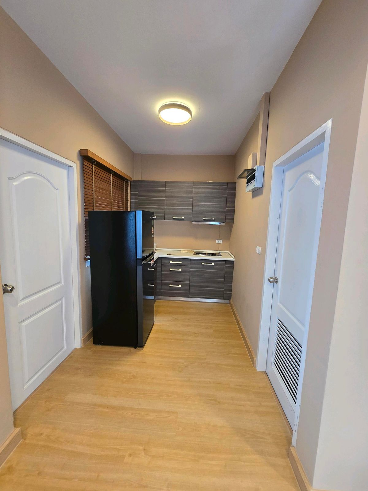 ขายทาวน์โฮมบางแค เพชรเกษม : ขายบ้านแฝดบางแวก พุทธมณฑล สาย1 รีโนเวทใหม่หลังมุม สวย พร้อมอยู่ ทำเลดี ใกล้ MRT เพชรเกษม48