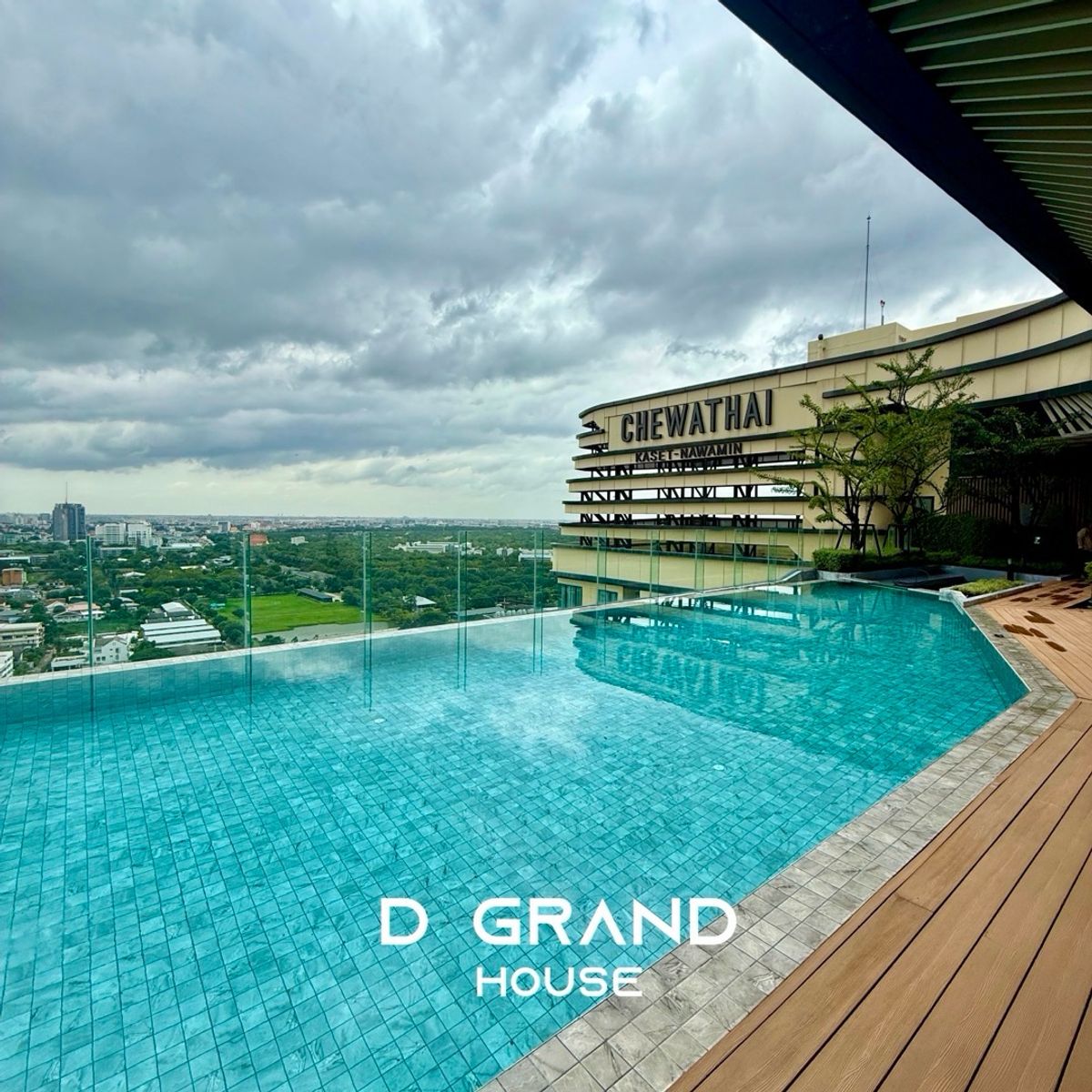 For SaleCondoKasetsart, Ratchayothin : Selling a very good price, 2 bedrooms, city views, corner rooms, new rooms have never been in.