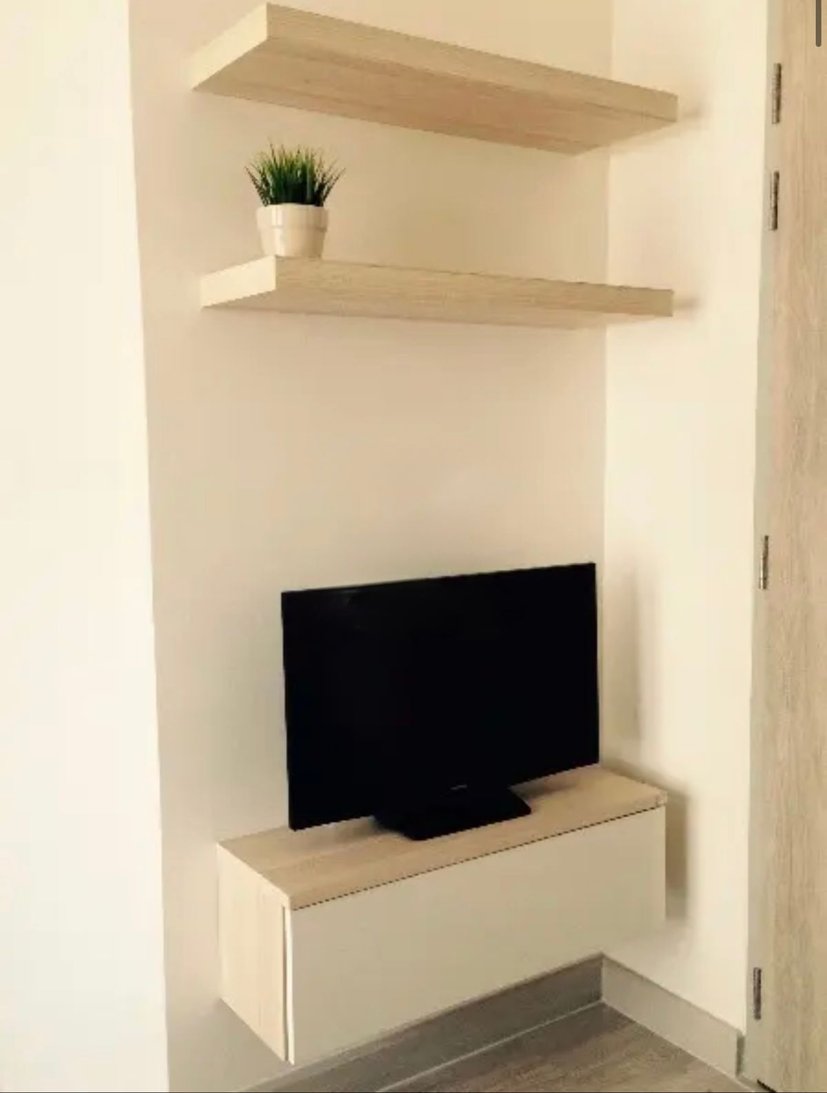 ขายคอนโดพระราม 9 เพชรบุรีตัดใหม่ RCA : รหัสทรัพย์ Som1029 ขาย Ideo Mobi Rama 9