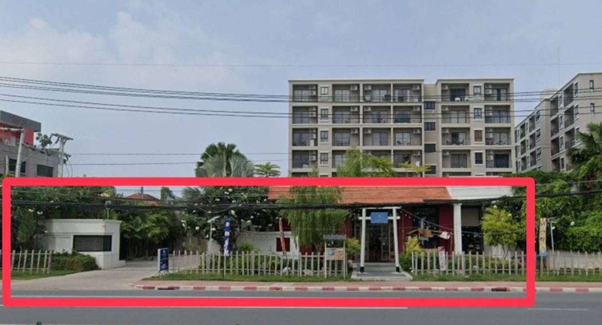 Shop HouseHuahin, Prachuap Khiri Khan, Pran Buri : Shop in front of the La Casita Project Hua Hin, a commercial building next to Petchkasem Road (corner of Soi Hua Hin 94/2). Sell special price.