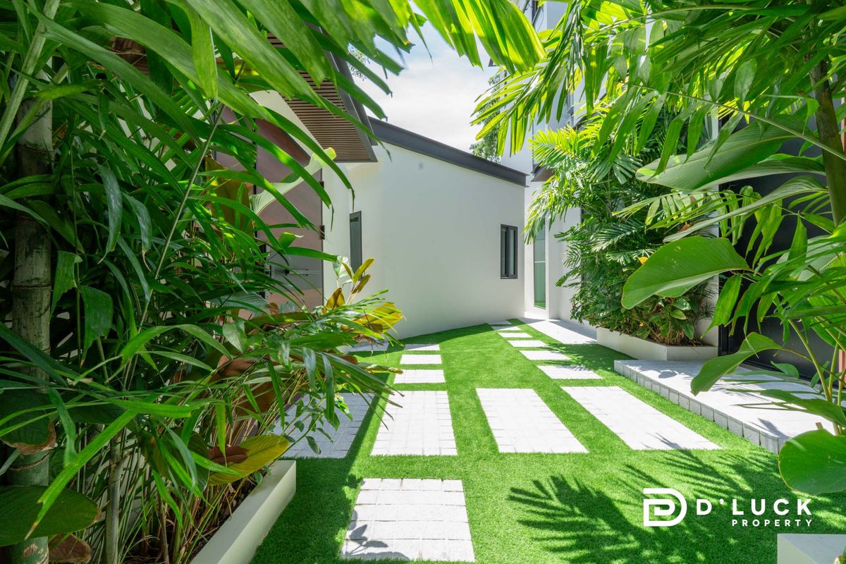 ขายพัทยา บางแสน ชลบุรี สัตหีบ : Luxury pool villa in pattaya for sale 