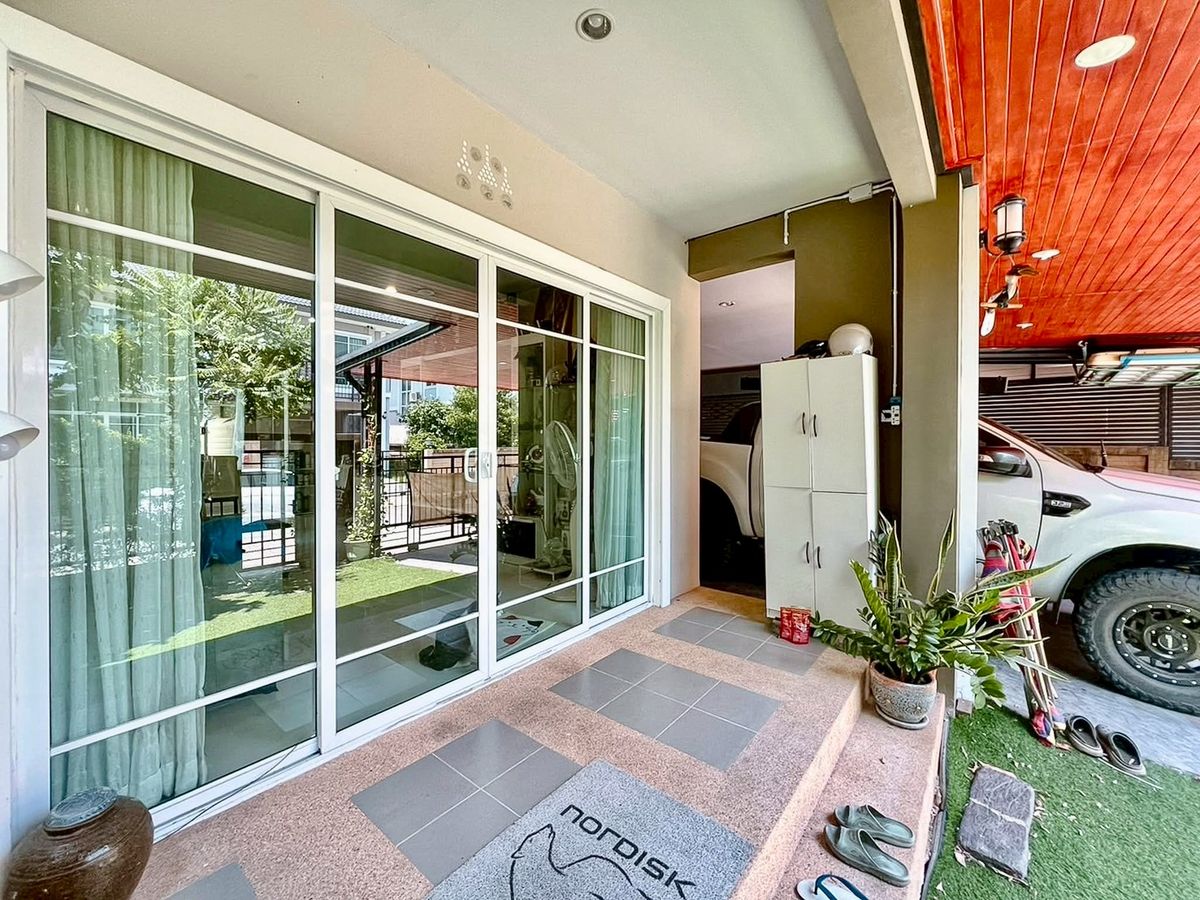 ขายบ้านพุทธมณฑล ศาลายา : ขายบ้านเดี่ยว 2 ชั้น Passorn Prestige ปิ่นเกล้า-เพชรเกษม เนื้อที่ 55.7 ตารางวา 3 ห้องนอน  ตำบลกระทุ่มล้ม อำเภอสามพราน จังหวัดนครปฐม