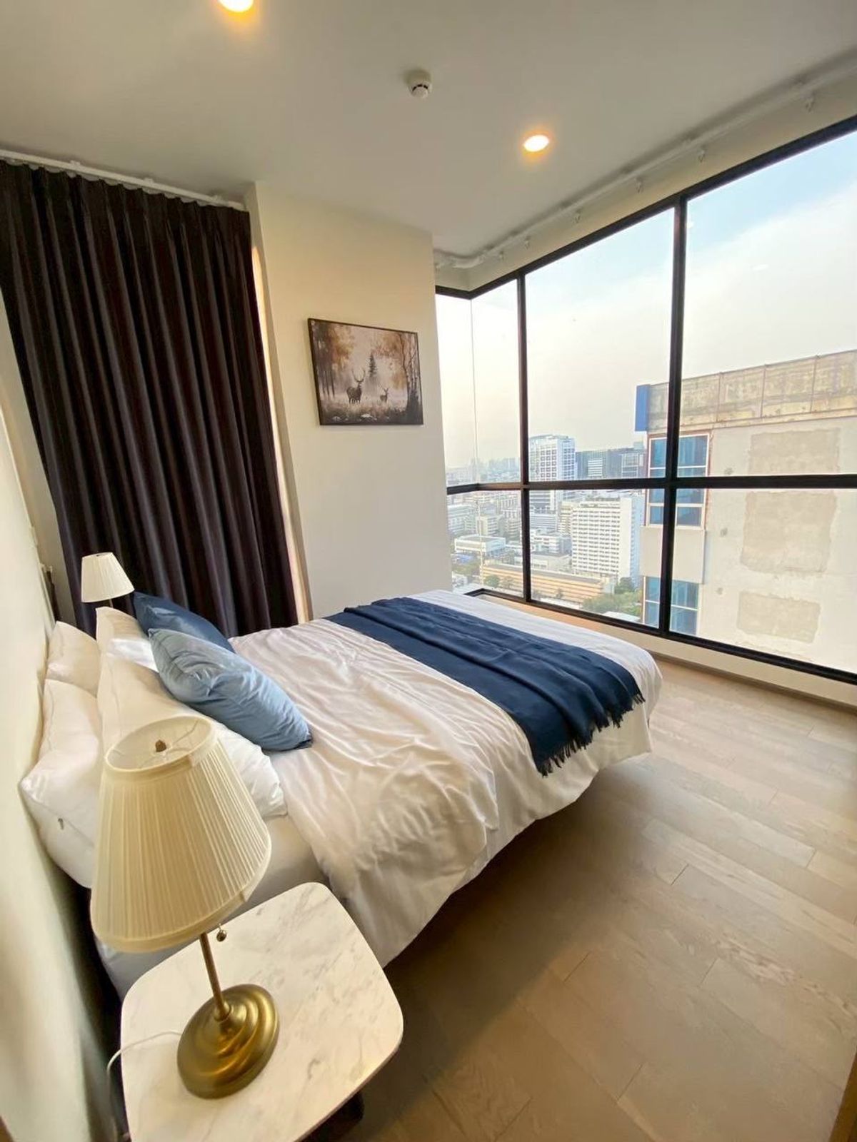 CondoRatchathewi,Phayathai : Park Origin Phayathai【𝐒𝐄𝐋𝐋 & 𝐑𝐄𝐍𝐓】🔥Simple elegance, with a harmonious tone for both the wood floors and furniture.🔥  Contact Line ID: @hacondo