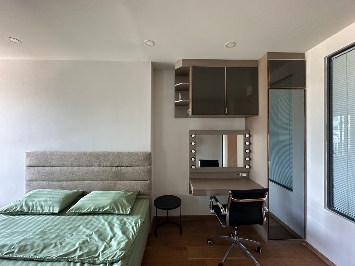 For RentCondoRatchathewi,Phayathai : 𝐅𝐨𝐫 𝐑𝐞𝐧𝐭 𝐐 𝐂𝐡𝐢𝐝𝐥𝐨𝐦-𝟏 𝐁𝐞𝐝𝐫𝐨𝐨𝐦𝐬 𝐁𝐞𝐝𝐫𝐨𝐨𝐦𝐬 Start 𝟮𝟳, 𝟬𝟬𝟬 per month, call 𝟬𝟴𝟭𝟯𝟱𝟱𝟰𝟭𝟲𝟭