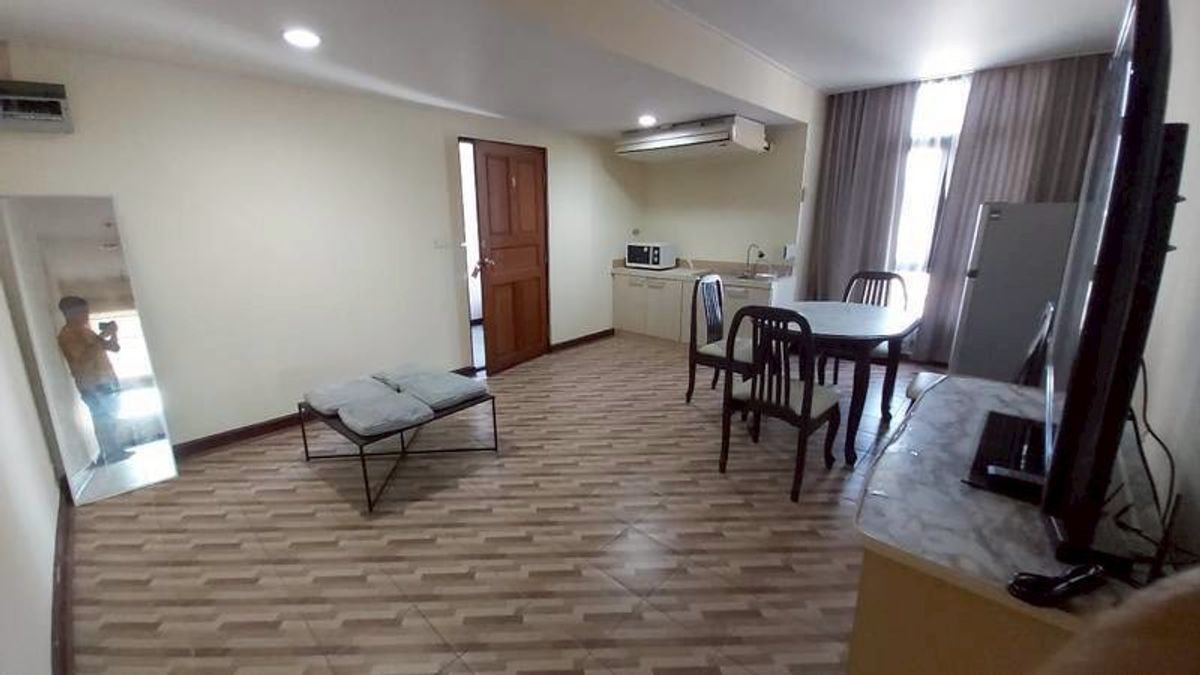 ให้เช่าคอนโดราชเทวี พญาไท : ให้เช่าคอนโดพญาไทเพลส ห้องใหญ่ 1 Bed 50 ตรม. เดินทางสะดวก BTS พญาไท