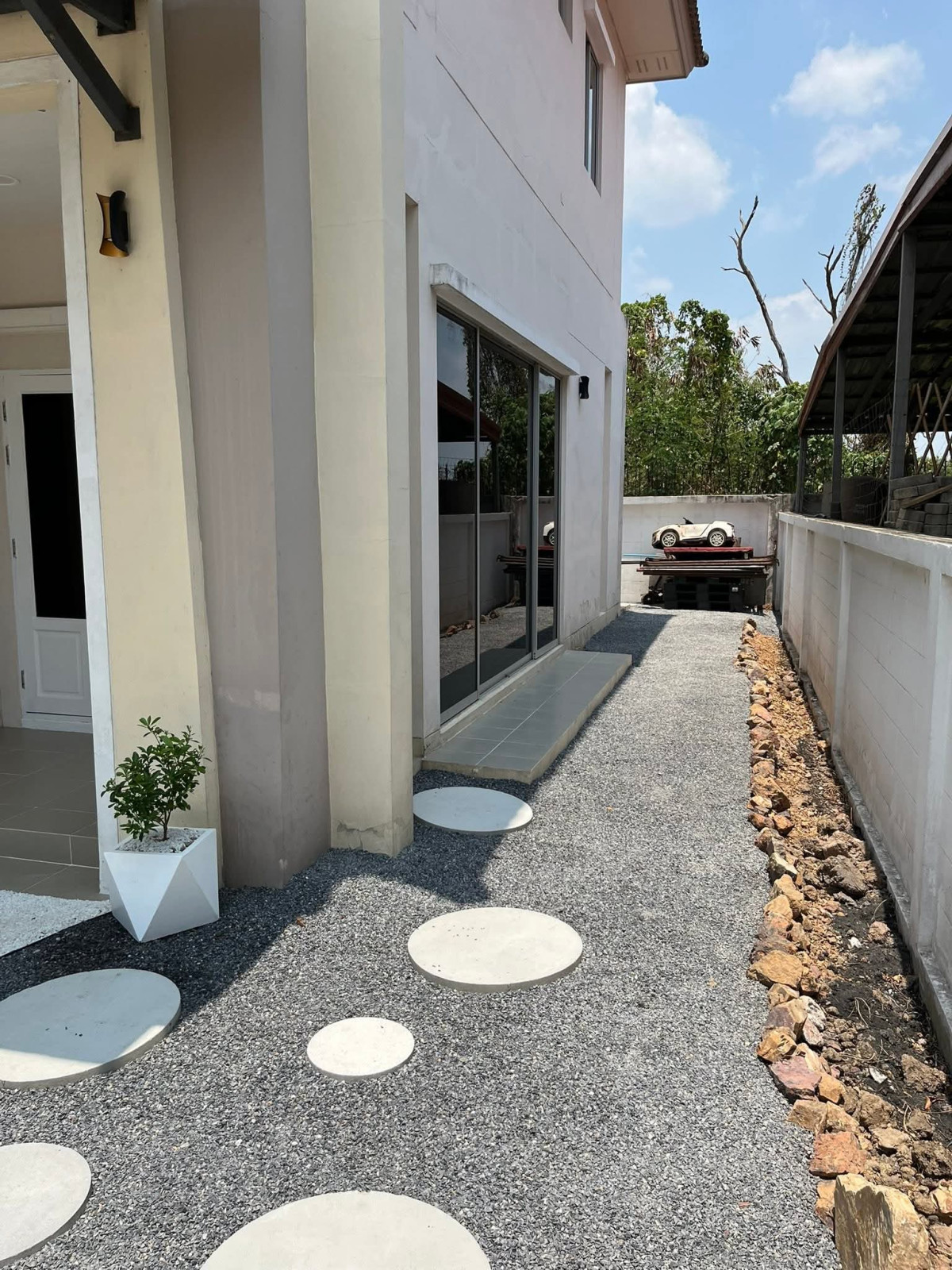 ขายบ้านนวมินทร์ รามอินทรา : ขายบ้าน เนเบอร์โฮม วัชรพล หน้ากว้าง สามวาตะวันตก เขต คลองสามวา กรุงเทพ CX-145709