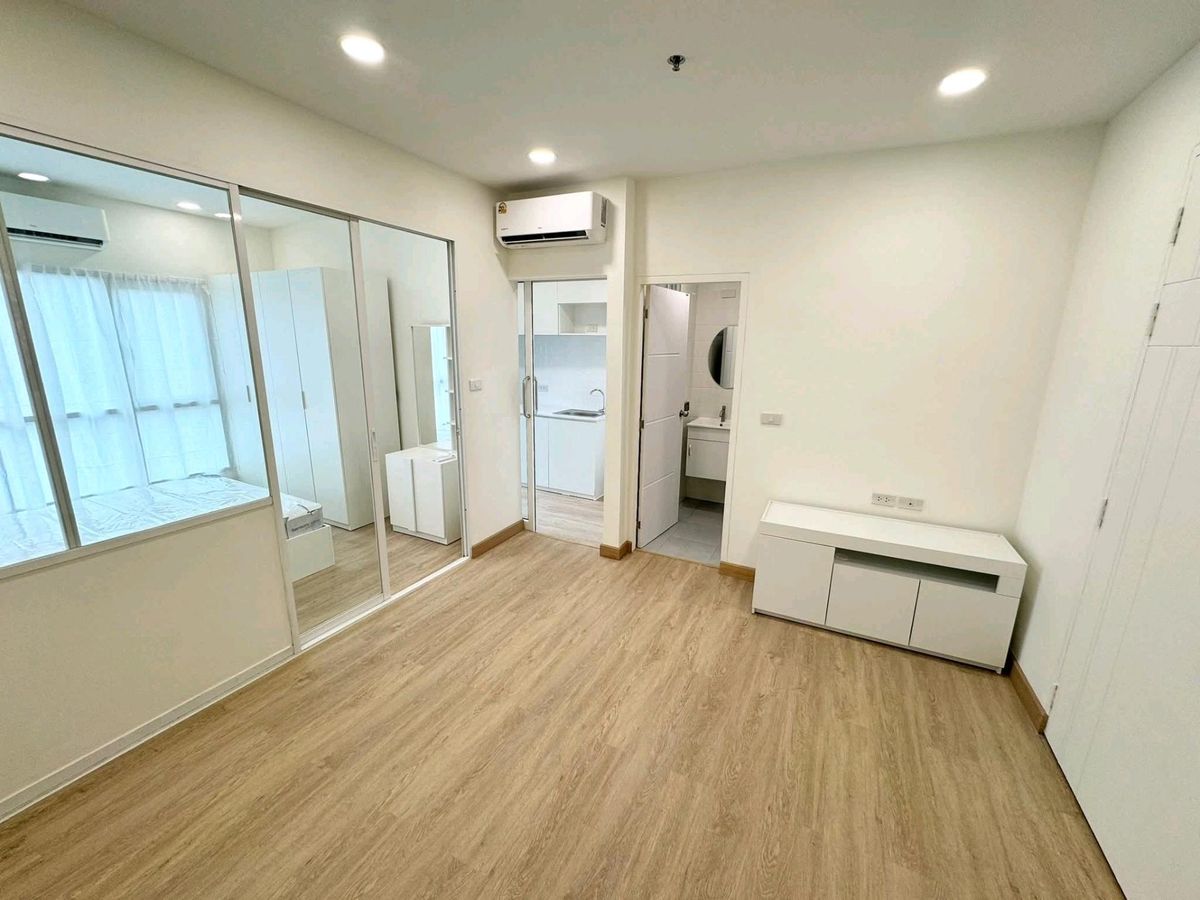 ขายคอนโดพัฒนาการ ศรีนครินทร์ : For Rent The leaf Pattanakan