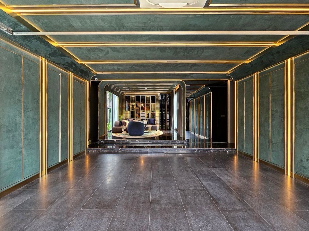 For SaleHouseBang Sue, Wong Sawang, Tao Pun : 📍Sonle Residences (Sunle Residence), 3-story luxury detached house on Ratchadaphisek Road, near MRT Wongsawang, only 5 units. Contact 086-795-9997 (JIM).