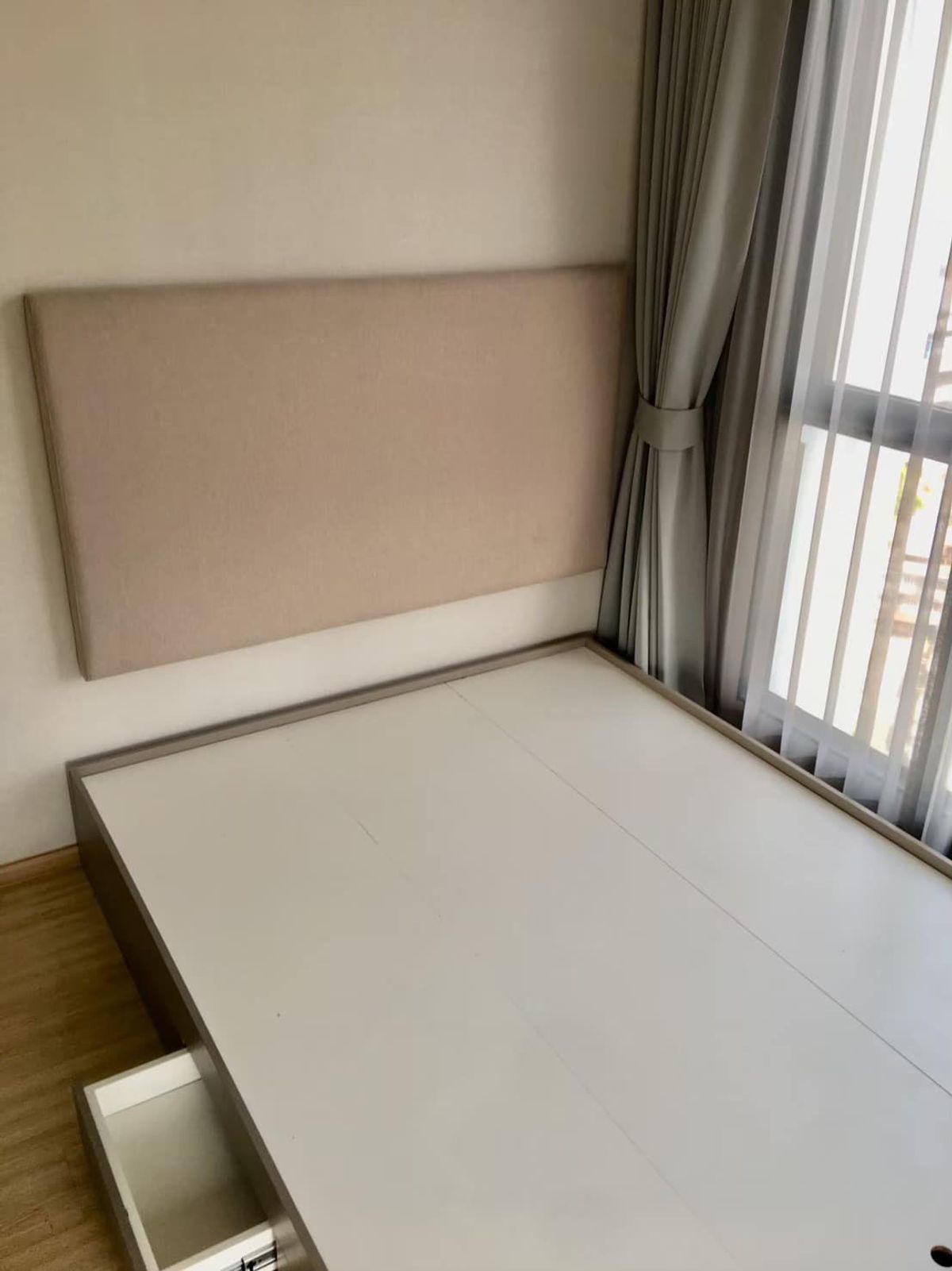 ขายคอนโดท่าพระ ตลาดพลู วุฒากาศ : The Privacy Thaphra Interchange【𝐒𝐄𝐋𝐋 & 𝐑𝐄𝐍𝐓】🔥แสงธรรมชาติเต็มห้อง เติมความสดใสให้ทุกเช้า ใช้พื้นที่ได้คุ้ม จัดวางอย่างชาญฉลาด🔥  ติดต่อไลน์ไอดี: @hacondo