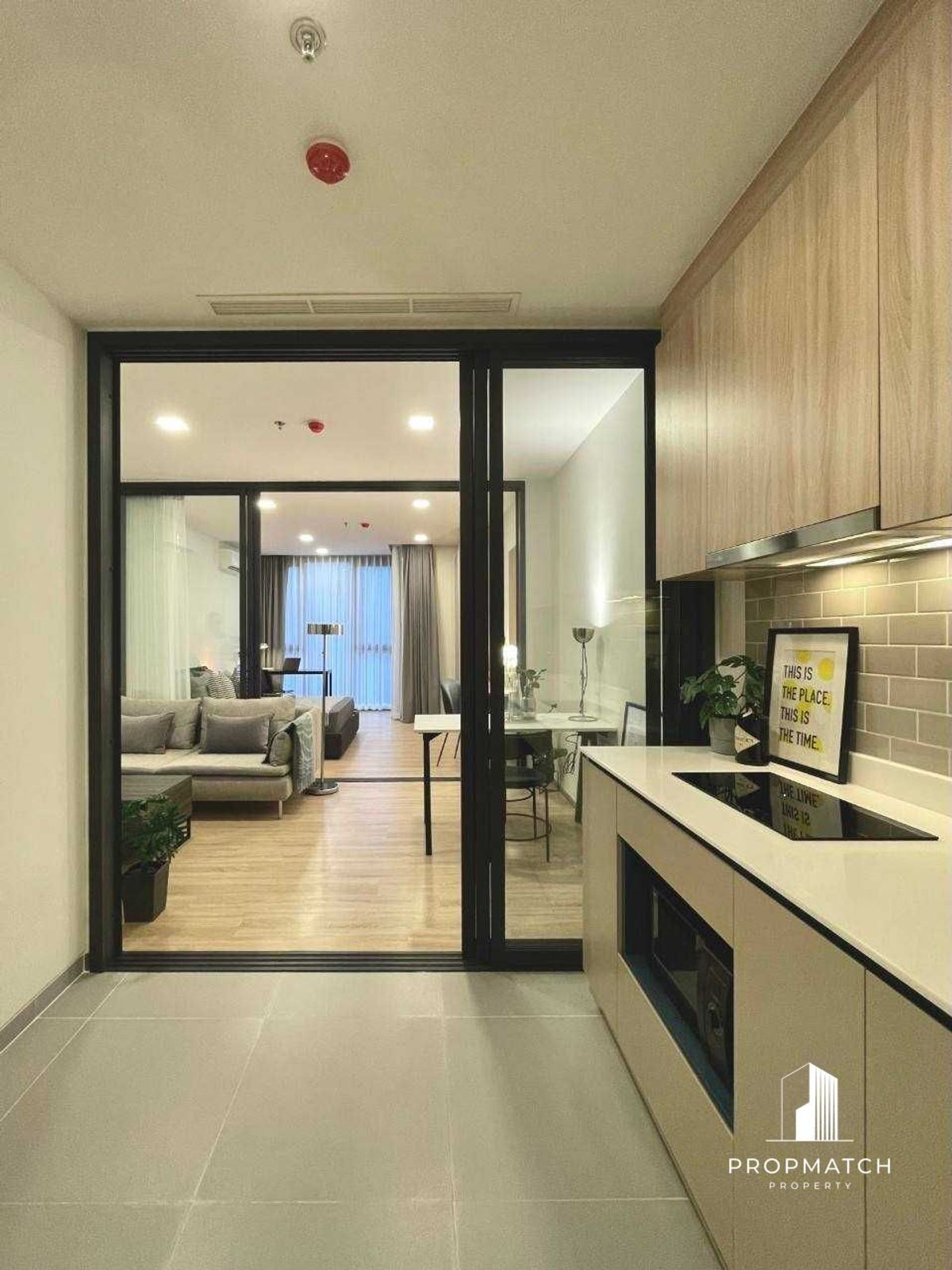 For RentCondoRatchathewi,Phayathai : ✨flash deal ✨XT PHAYAThai (1Bed 1Bath 42SQM.) Completely decorated !! Only 26,000 baht per month Tel.0981315848 @PropMatch