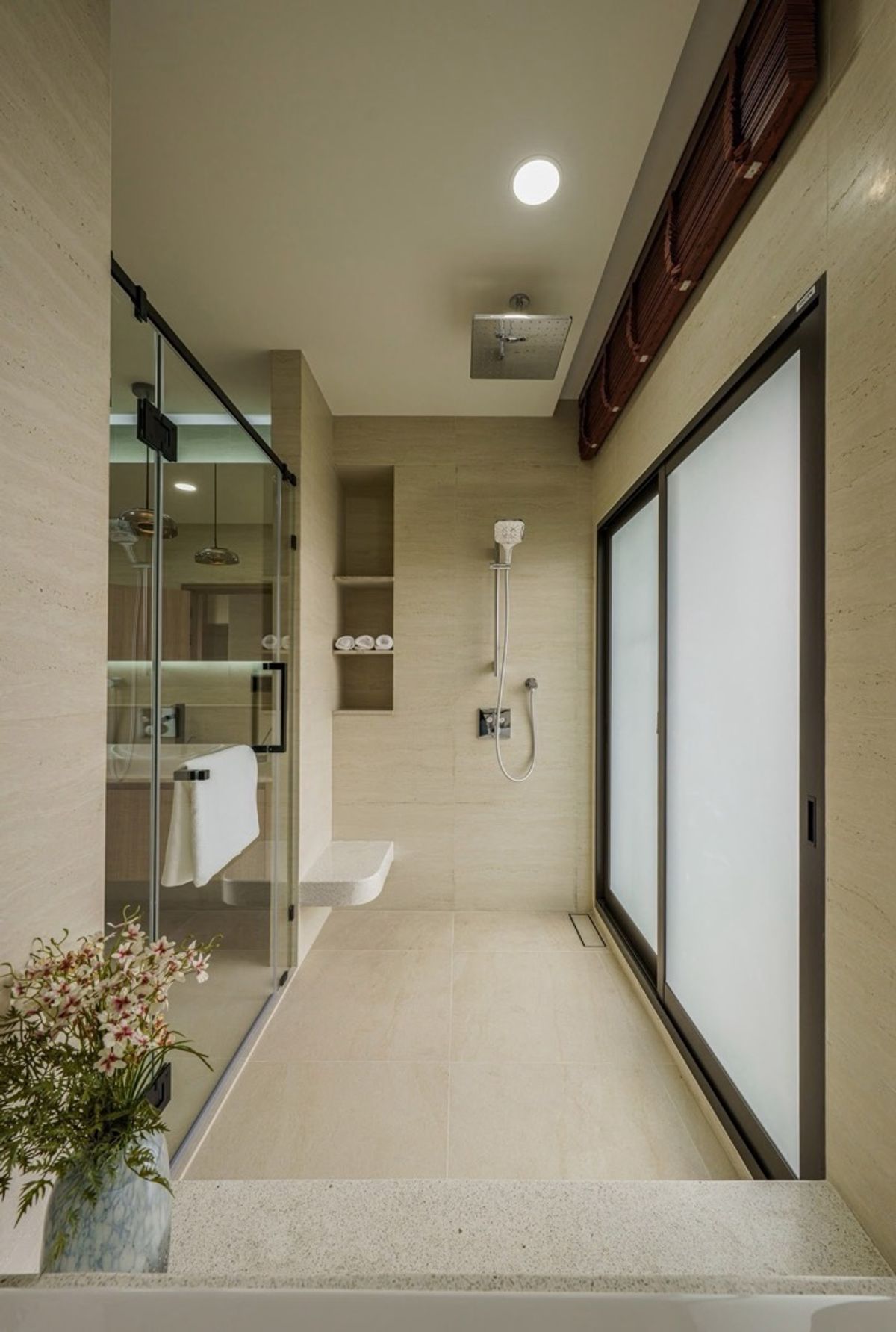 ขายทาวน์โฮมลาดพร้าว101 แฮปปี้แลนด์ : ขาย Town home ใกล้ MRT มหาดไทย ขนาด 485 Sq.m 3 bed 4 bath 3 Parking พิเศษเพียง 39.9 MB