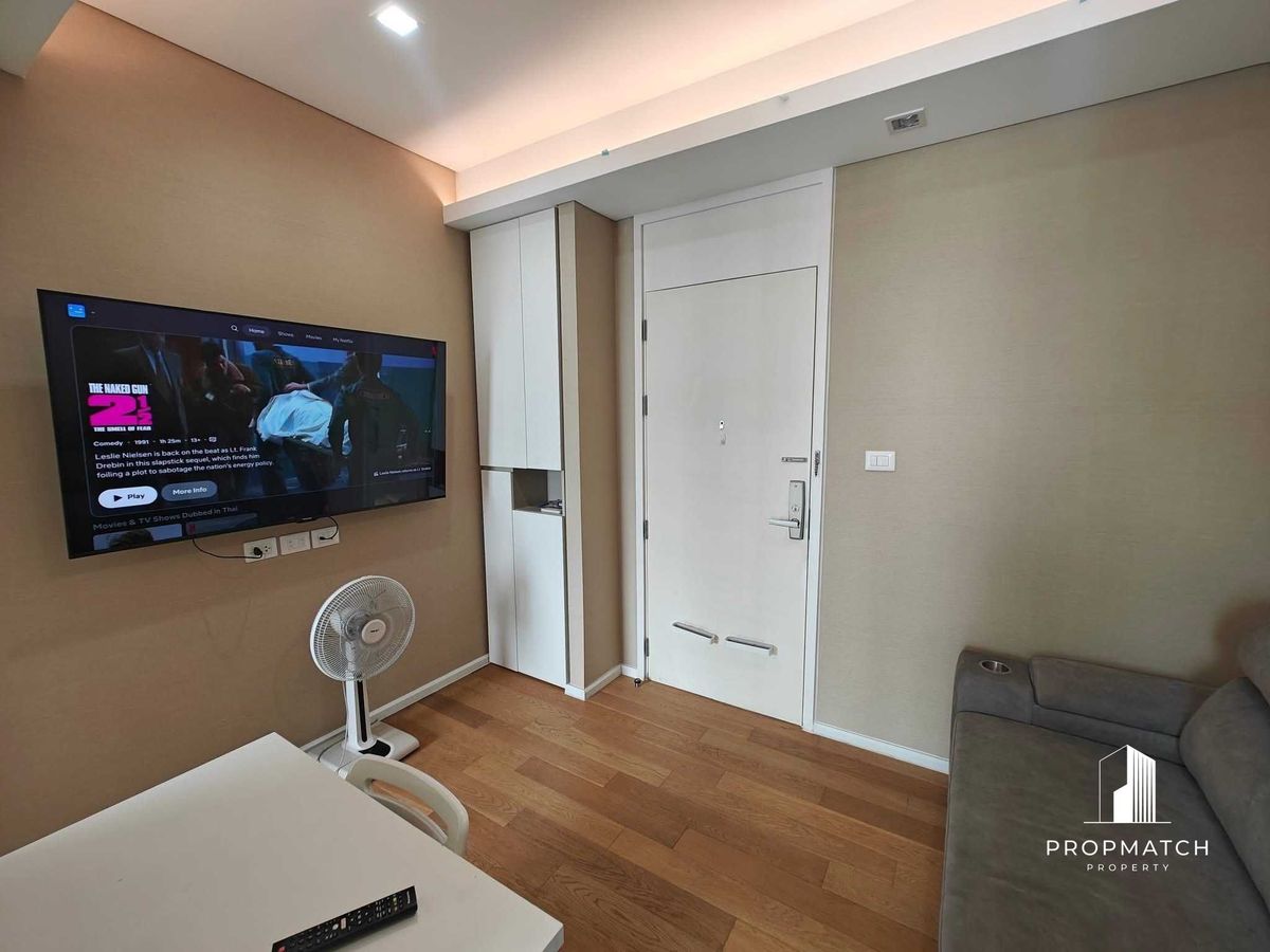 For RentCondoLadprao, Central Ladprao : ✨Flash Deal ✨The Saint Residences (1Bed 1Bath 31SQM.) Completely decorated !! Only 17,000 baht per month Tel.0981315848 @PropMatch