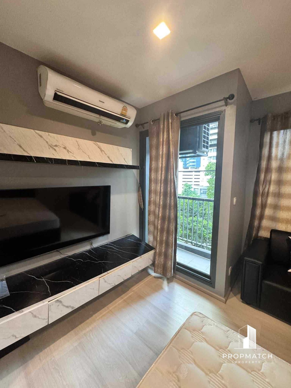 For RentCondoWitthayu, Chidlom, Langsuan, Ploenchit : ✨Flash Deal ✨Life One Wireless (Studio1Bed 1Bath 29SQM.) Completely decorated !! Only 17,800 baht per month Tel.0981315848 @PropMatch