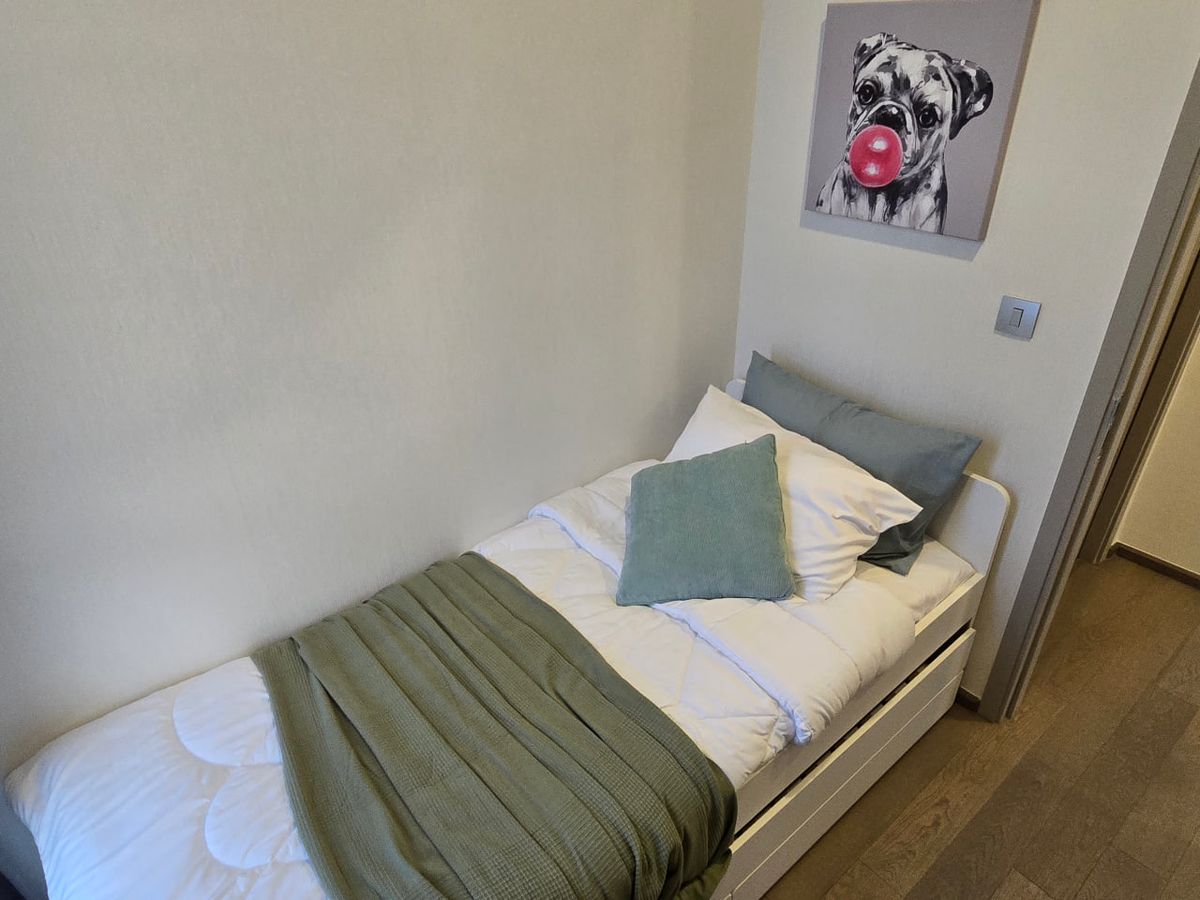 CondoRatchathewi,Phayathai : Park Origin Phayathai【𝐒𝐄𝐋𝐋 & 𝐑𝐄𝐍𝐓】🔥Simple elegance, with a harmonious tone for both the wood floors and furniture.🔥  Contact Line ID: @hacondo