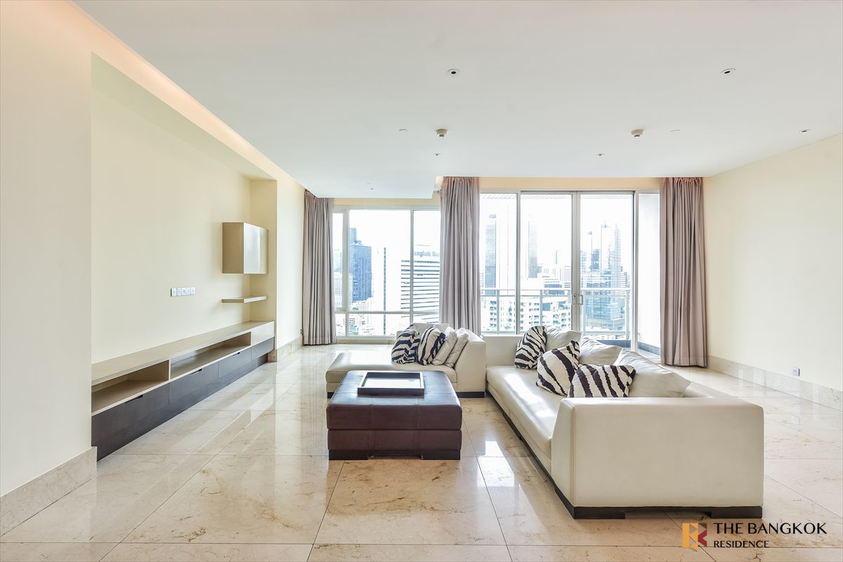 คอนโดสาทร นราธิวาส : 🔥🔥RARE UNIT🔥🔥The Infinity  3Bed 3Bath By Songソング。