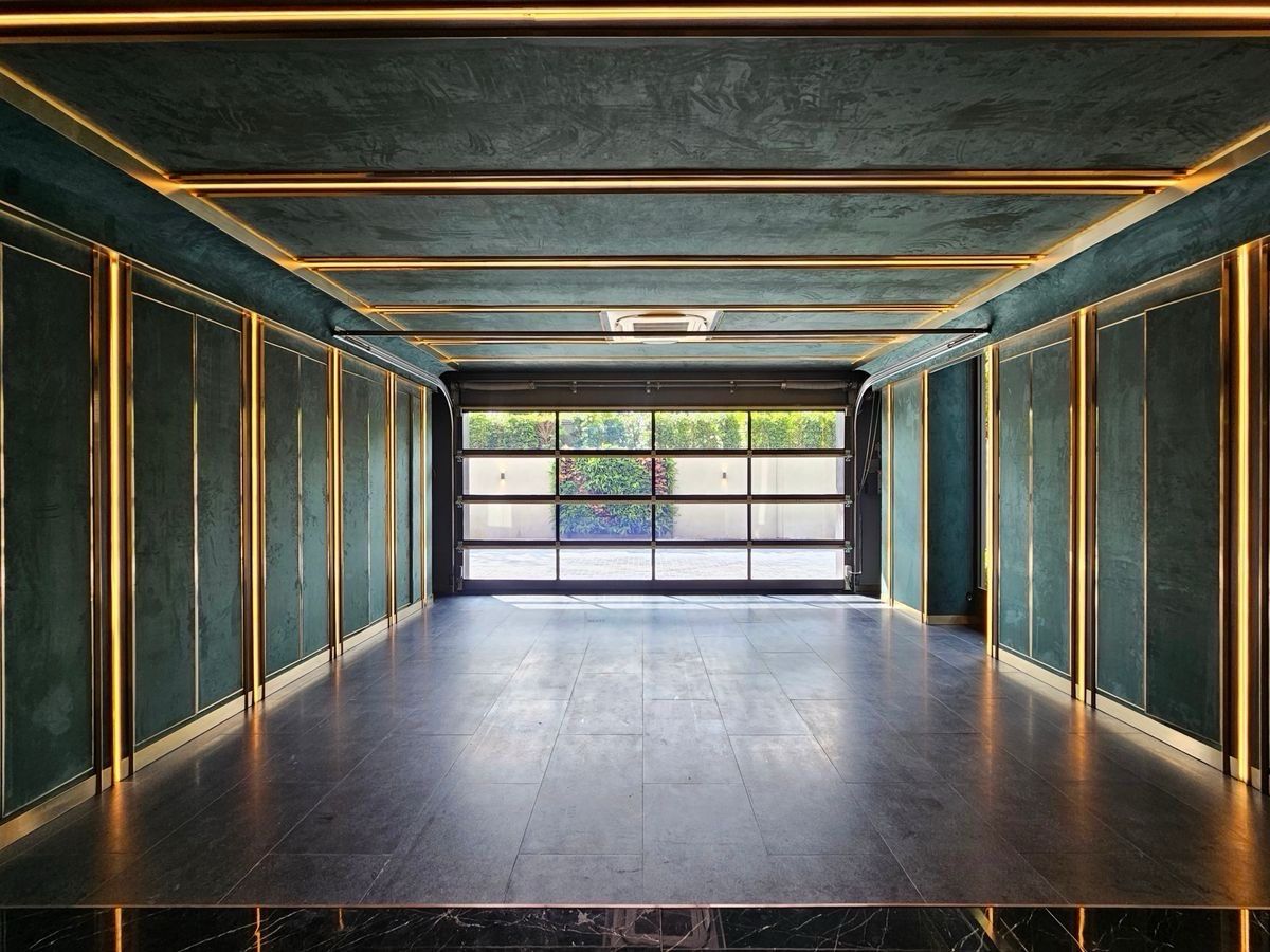 For SaleHouseBang Sue, Wong Sawang, Tao Pun : 📍Sonle Residences (Sunle Residence), 3-story luxury detached house on Ratchadaphisek Road, near MRT Wongsawang, only 5 units. Contact 086-795-9997 (JIM).