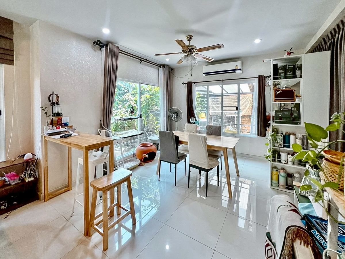 ขายบ้านพุทธมณฑล ศาลายา : ขายบ้านเดี่ยว 2 ชั้น Passorn Prestige ปิ่นเกล้า-เพชรเกษม เนื้อที่ 55.7 ตารางวา 3 ห้องนอน  ตำบลกระทุ่มล้ม อำเภอสามพราน จังหวัดนครปฐม