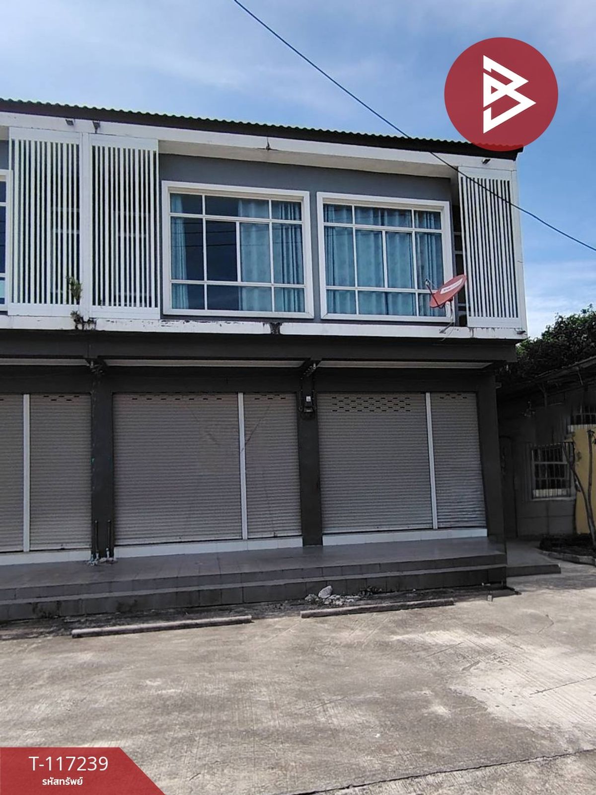 For SaleShop HouseNakhon Si Thammarat : Commercial building for sale, area 42.6 square wah, Pho Sadet Subdistrict, Nakhon Si Thammarat Province
