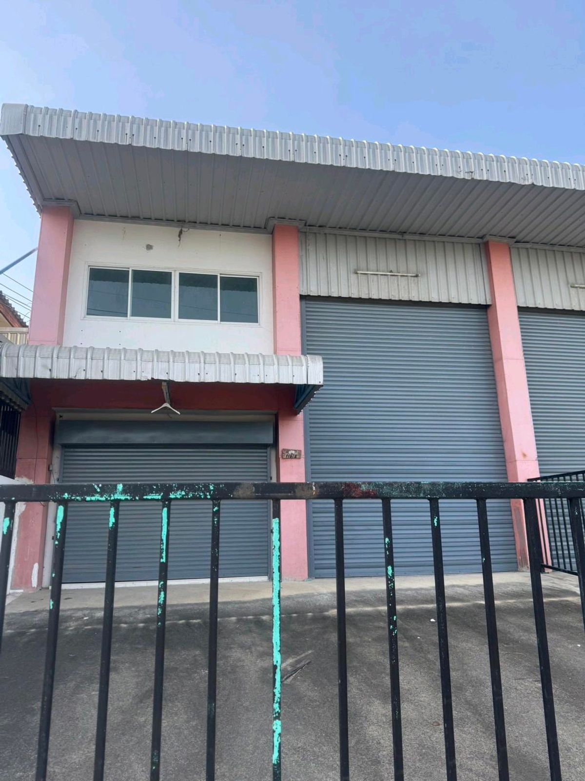 For RentWarehousePhutthamonthon, Salaya : For rent, Phutthamonthon 4, size 308 sq.m., price 38,000 baht/month