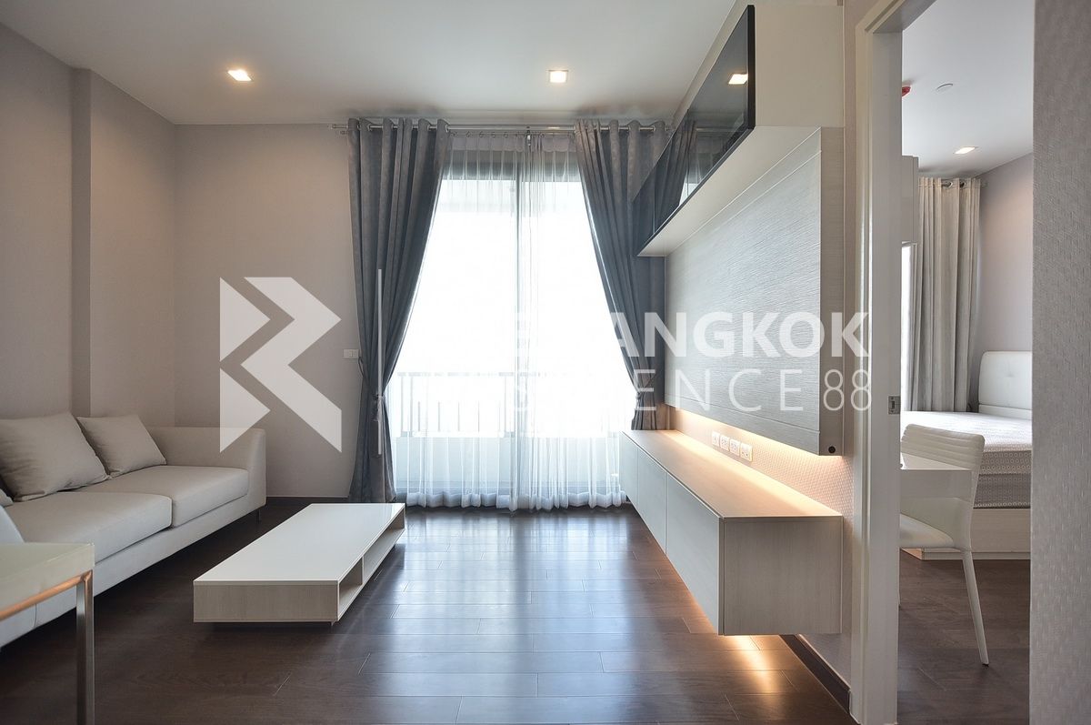 For RentCondoRama9, Petchburi, RCA : 🌟 Q asoke Room for RENT NEAR MRT Phetchaburi 🌟 By Pond