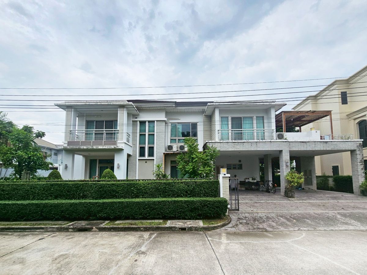 ขายบ้านลาดกระบัง สุวรรณภูมิ : (Perfect Masterpiece)  เพอร์เฟค มาสเตอร์พีซ พระราม 9 - กรุงเทพกรีฑา เนื้อที่มากถึง 150 ตร.ว. |  พื้นที่ใช้สอย 450 ตร.ม. 5 ห้องนอน | 4 ห้องน้ำ พร้อมสระว่ายน้ำส่วนตัว ทำเลศักยภาพ ใจกลางกรุงเทพฯ เชื่อมต่อ พระราม 9